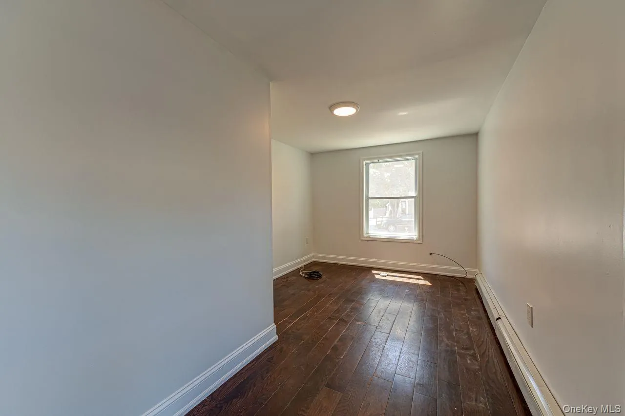35 Oakland Avenue, Brookhaven, NY, 3 Bedrooms Bedrooms, 8 Rooms Rooms,1 BathroomBathrooms,Residential,For Rent,Oakland,0,KEY1017937 35 Oakland Avenue, Brookhaven, NY, 3 Bedrooms Bedrooms, 8 Rooms Rooms,1 BathroomBathrooms,Residential,For Rent,Oakland,0,KEY1017937