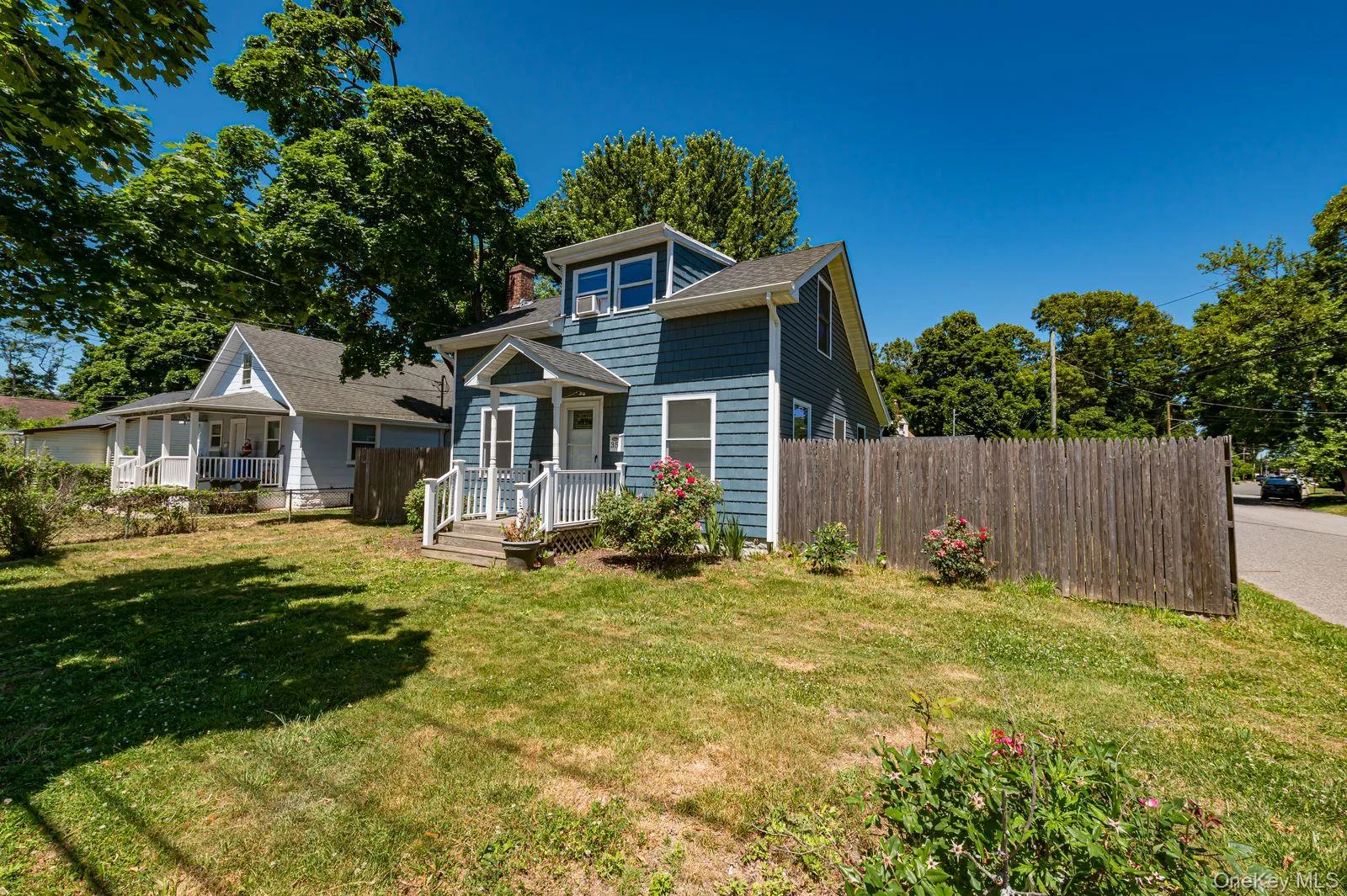 35 Oakland Avenue, Brookhaven, NY, 3 Bedrooms Bedrooms, 8 Rooms Rooms,1 BathroomBathrooms,Residential,For Rent,Oakland,0,KEY1017937 35 Oakland Avenue, Brookhaven, NY, 3 Bedrooms Bedrooms, 8 Rooms Rooms,1 BathroomBathrooms,Residential,For Rent,Oakland,0,KEY1017937
