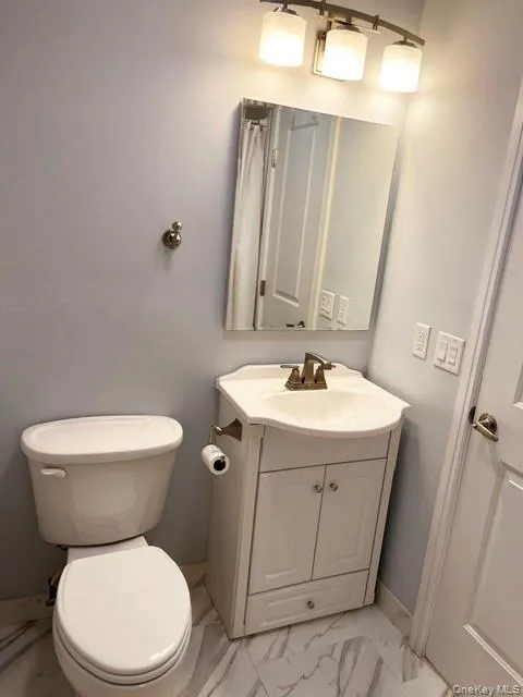 36 Matthews Drive, Southampton, NY, 3 Bedrooms Bedrooms, 5 Rooms Rooms,2 BathroomsBathrooms,Residential Lease,For Rent,Matthews,0,KEY1017938 36 Matthews Drive, Southampton, NY, 3 Bedrooms Bedrooms, 5 Rooms Rooms,2 BathroomsBathrooms,Residential Lease,For Rent,Matthews,0,KEY1017938