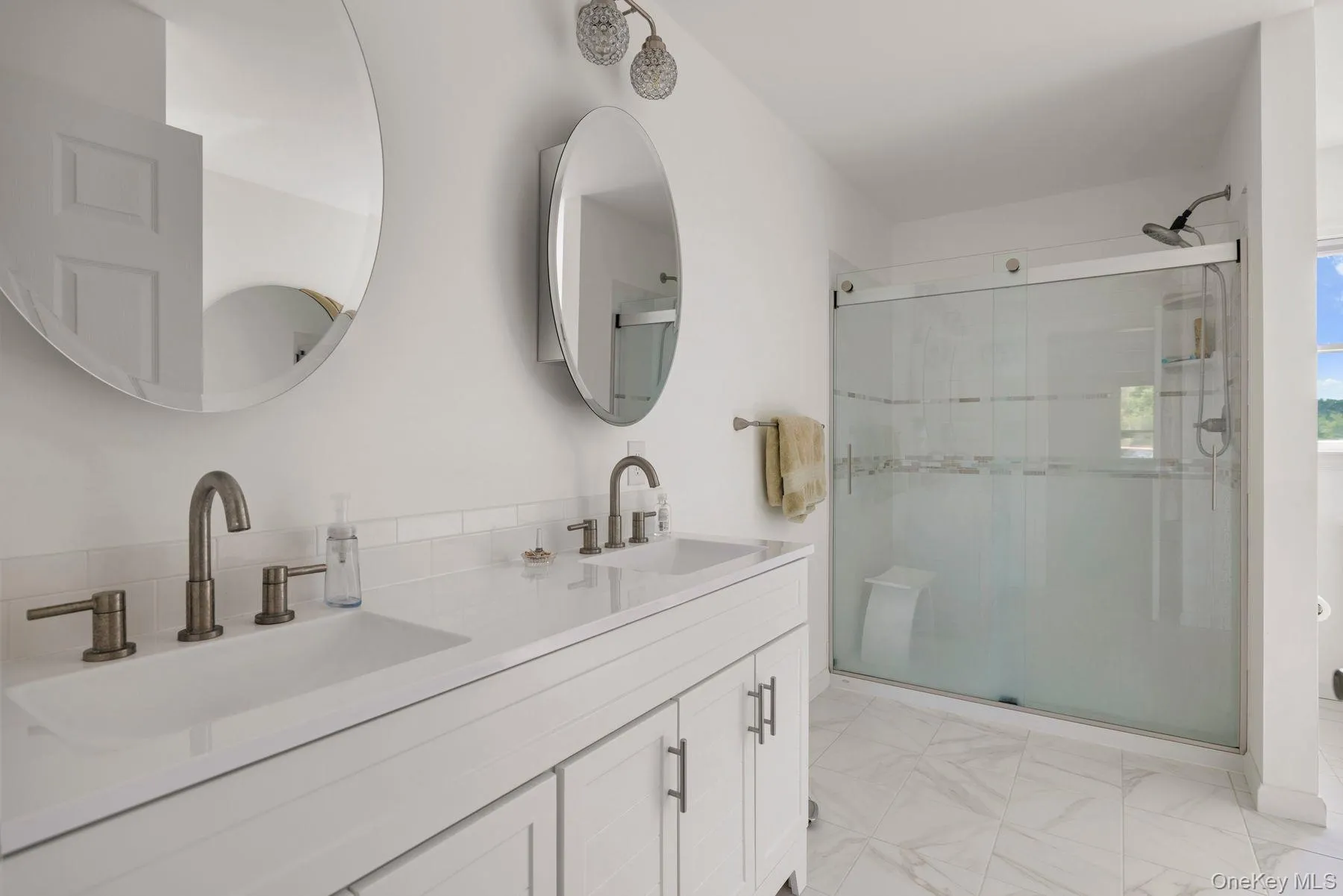 75 Eastern Parkway, Germantown, NY, 3 Bedrooms Bedrooms, 10 Rooms Rooms,2 BathroomsBathrooms,Residential,For Rent,Eastern,0,1017939 75 Eastern Parkway, Germantown, NY, 3 Bedrooms Bedrooms, 10 Rooms Rooms,2 BathroomsBathrooms,Residential,For Rent,Eastern,0,1017939