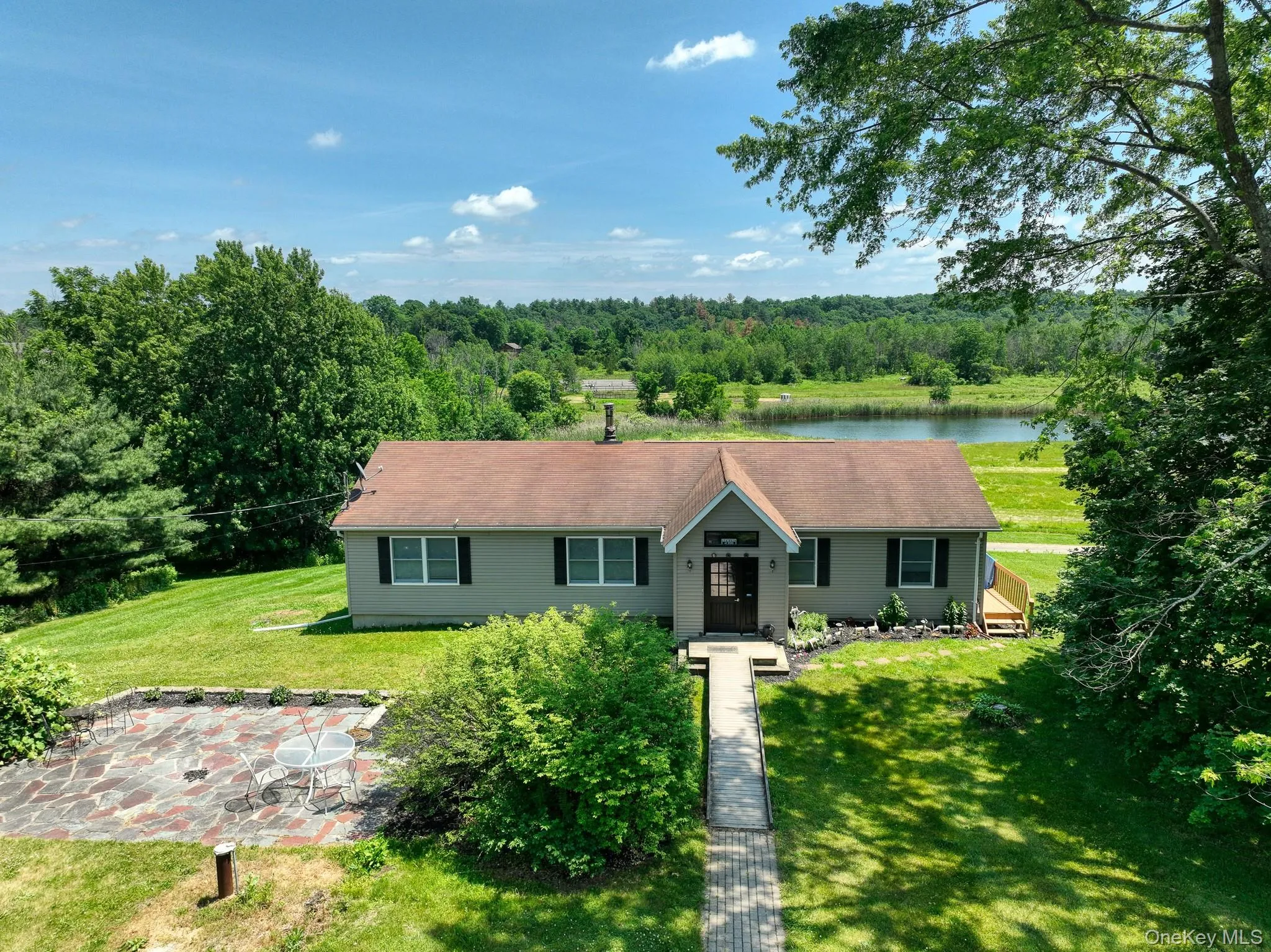 75 Eastern Parkway, Germantown, NY, 3 Bedrooms Bedrooms, 10 Rooms Rooms,2 BathroomsBathrooms,Residential,For Rent,Eastern,0,1017939 75 Eastern Parkway, Germantown, NY, 3 Bedrooms Bedrooms, 10 Rooms Rooms,2 BathroomsBathrooms,Residential,For Rent,Eastern,0,1017939