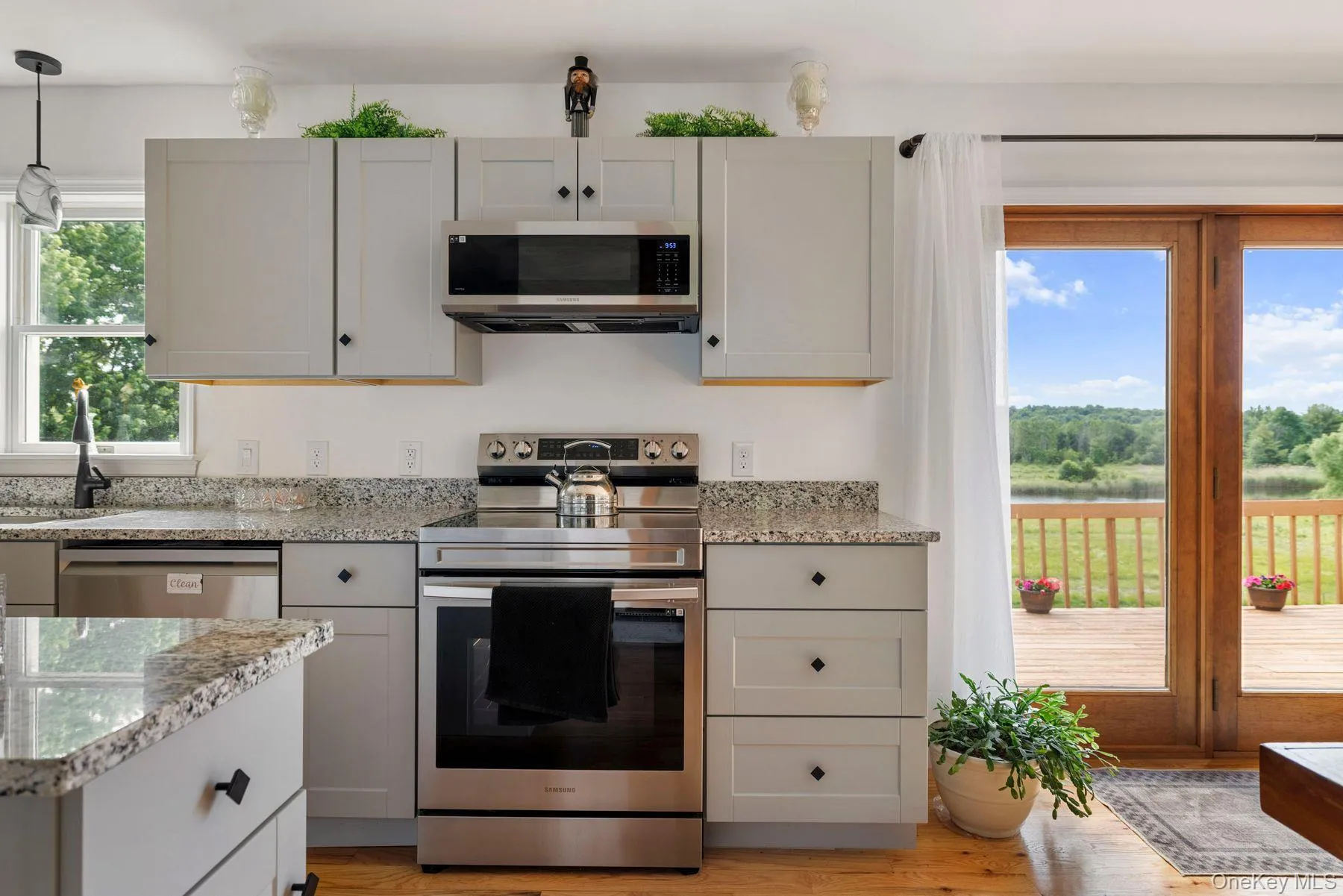 75 Eastern Parkway, Germantown, NY, 3 Bedrooms Bedrooms, 10 Rooms Rooms,2 BathroomsBathrooms,Residential,For Rent,Eastern,0,1017939 75 Eastern Parkway, Germantown, NY, 3 Bedrooms Bedrooms, 10 Rooms Rooms,2 BathroomsBathrooms,Residential,For Rent,Eastern,0,1017939
