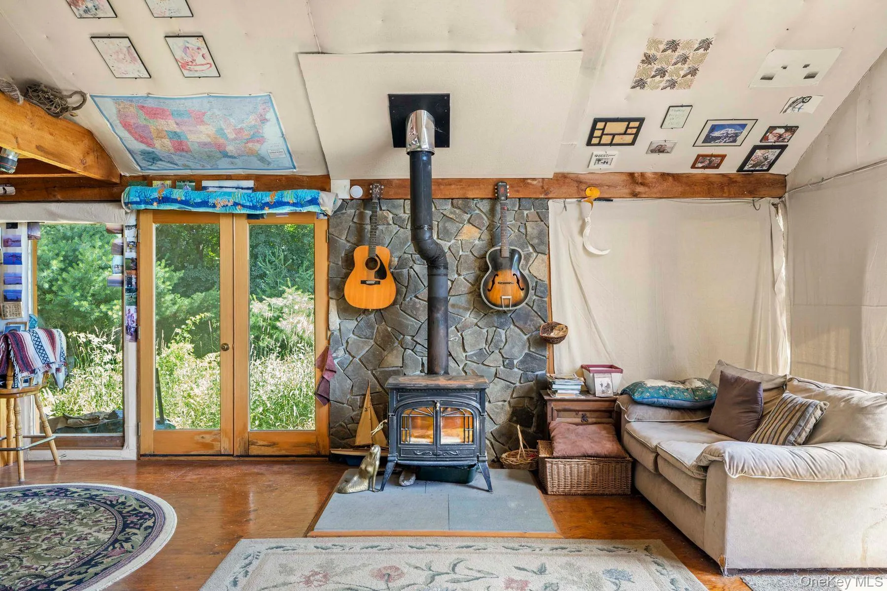 75 Eastern Parkway, Germantown, NY, 3 Bedrooms Bedrooms, 10 Rooms Rooms,2 BathroomsBathrooms,Residential,For Rent,Eastern,0,1017939 75 Eastern Parkway, Germantown, NY, 3 Bedrooms Bedrooms, 10 Rooms Rooms,2 BathroomsBathrooms,Residential,For Rent,Eastern,0,1017939