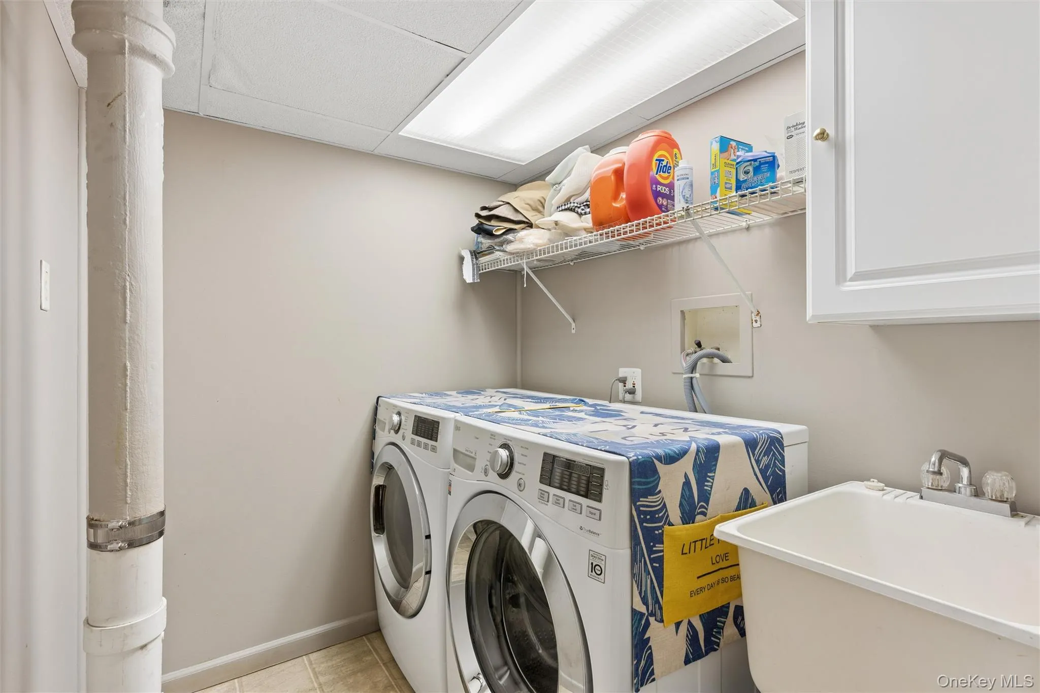 7643 265th Street, New York, NY, 5 Bedrooms Bedrooms, 10 Rooms Rooms,3 BathroomsBathrooms,Residential,For Rent,265th,0,1017941 7643 265th Street, New York, NY, 5 Bedrooms Bedrooms, 10 Rooms Rooms,3 BathroomsBathrooms,Residential,For Rent,265th,0,1017941
