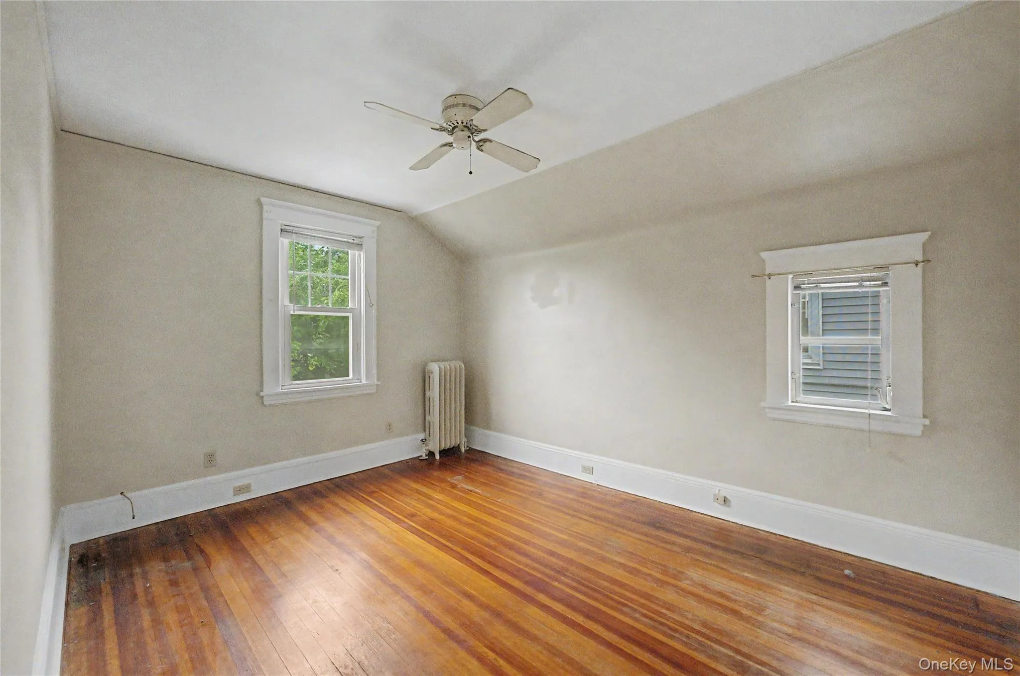 40 Dewey Avenue, New Rochelle, NY, 3 Bedrooms Bedrooms, 6 Rooms Rooms,1 BathroomBathrooms,Residential,For Rent,Dewey,0,KEY1017942 40 Dewey Avenue, New Rochelle, NY, 3 Bedrooms Bedrooms, 6 Rooms Rooms,1 BathroomBathrooms,Residential,For Rent,Dewey,0,KEY1017942