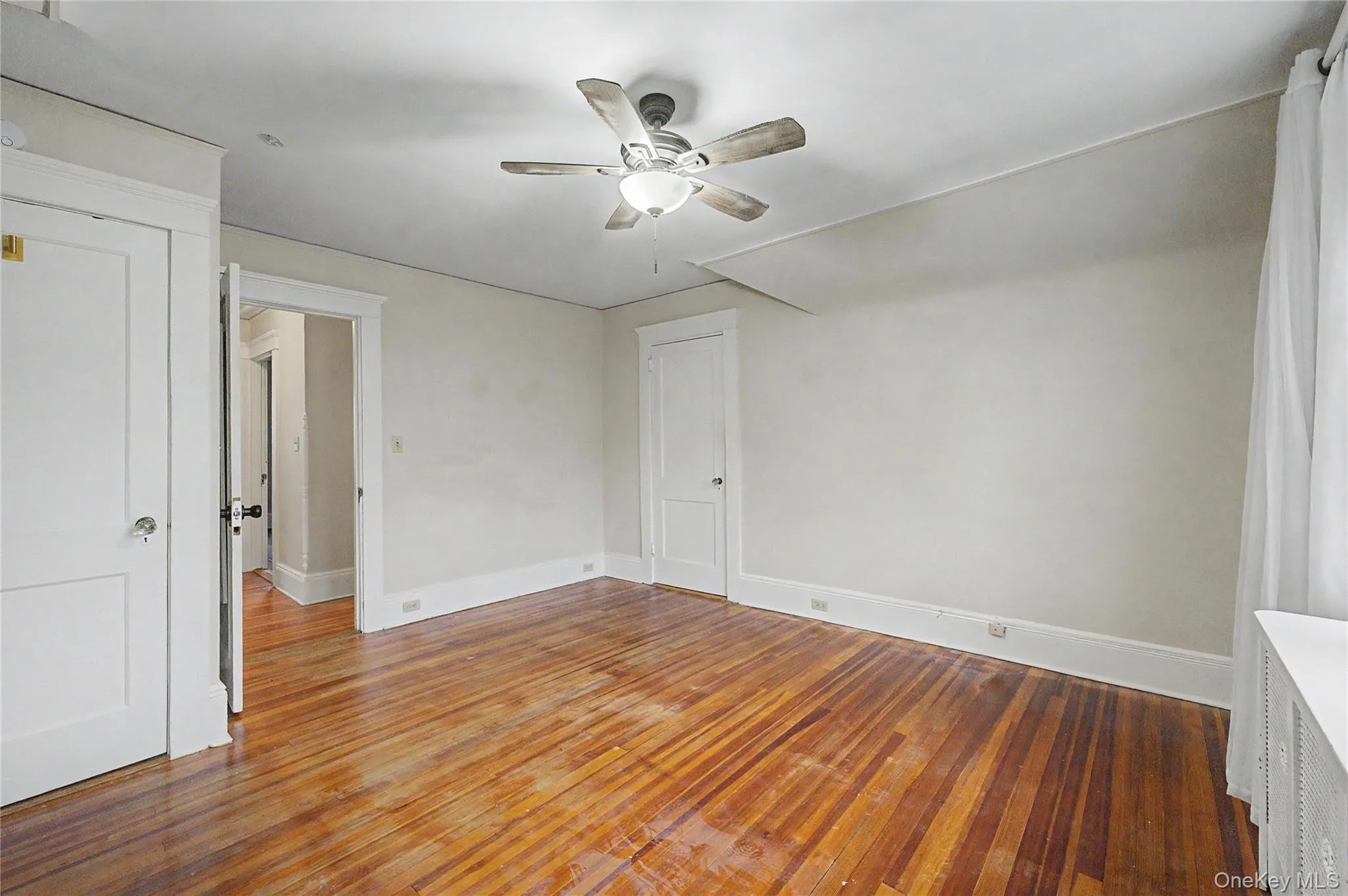 40 Dewey Avenue, New Rochelle, NY, 3 Bedrooms Bedrooms, 6 Rooms Rooms,1 BathroomBathrooms,Residential,For Rent,Dewey,0,KEY1017942 40 Dewey Avenue, New Rochelle, NY, 3 Bedrooms Bedrooms, 6 Rooms Rooms,1 BathroomBathrooms,Residential,For Rent,Dewey,0,KEY1017942