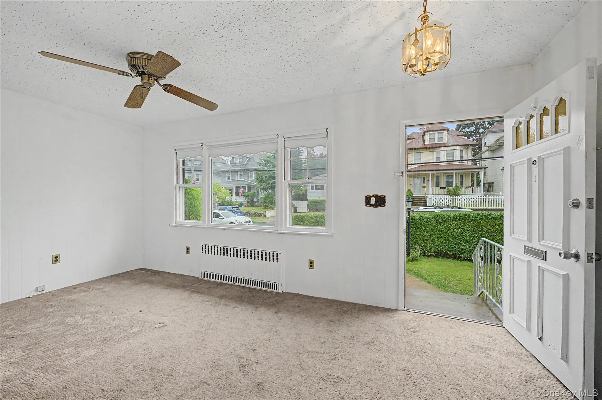 40 Dewey Avenue, New Rochelle, NY, 3 Bedrooms Bedrooms, 6 Rooms Rooms,1 BathroomBathrooms,Residential,For Rent,Dewey,0,KEY1017942 40 Dewey Avenue, New Rochelle, NY, 3 Bedrooms Bedrooms, 6 Rooms Rooms,1 BathroomBathrooms,Residential,For Rent,Dewey,0,KEY1017942