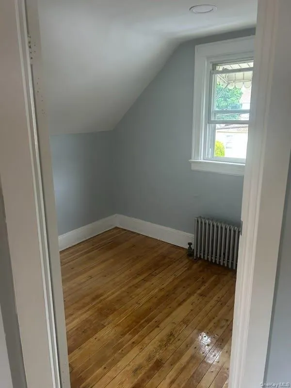 17737 137th Avenue, New York, NY, 2 Bedrooms Bedrooms, 4 Rooms Rooms,1 BathroomBathrooms,Residential Lease,For Rent,137th,0,KEY1017945 17737 137th Avenue, New York, NY, 2 Bedrooms Bedrooms, 4 Rooms Rooms,1 BathroomBathrooms,Residential Lease,For Rent,137th,0,KEY1017945
