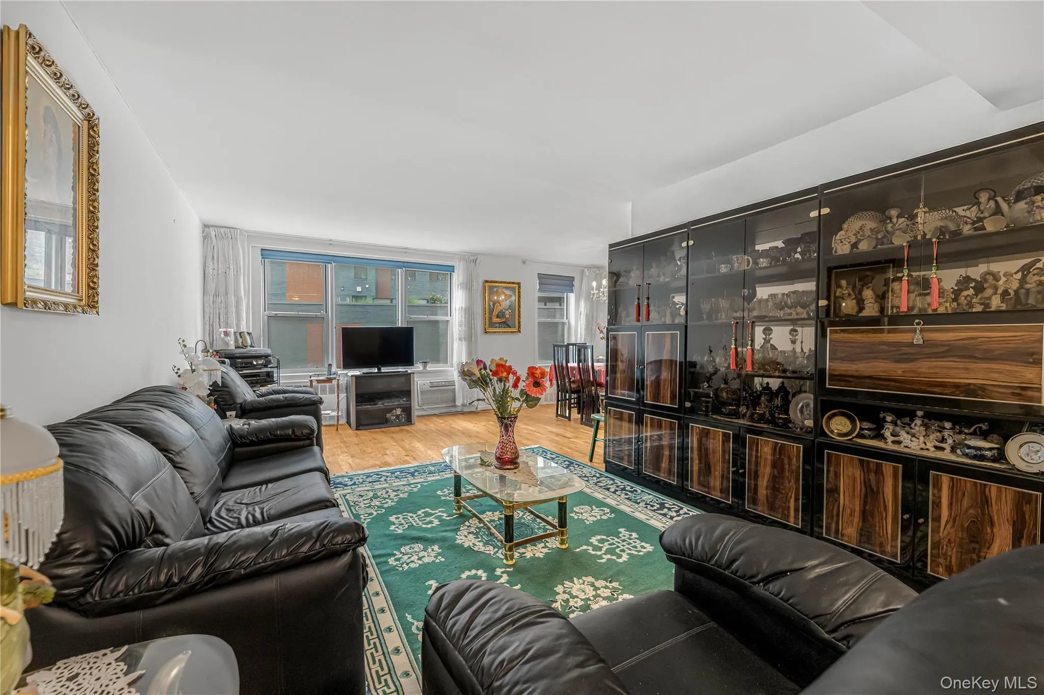 2736 Independence Avenue, New York, NY, 1 Bedroom Bedrooms, 3 Rooms Rooms,1 BathroomBathrooms,Residential,For Rent,Independence,0,1017949 2736 Independence Avenue, New York, NY, 1 Bedroom Bedrooms, 3 Rooms Rooms,1 BathroomBathrooms,Residential,For Rent,Independence,0,1017949