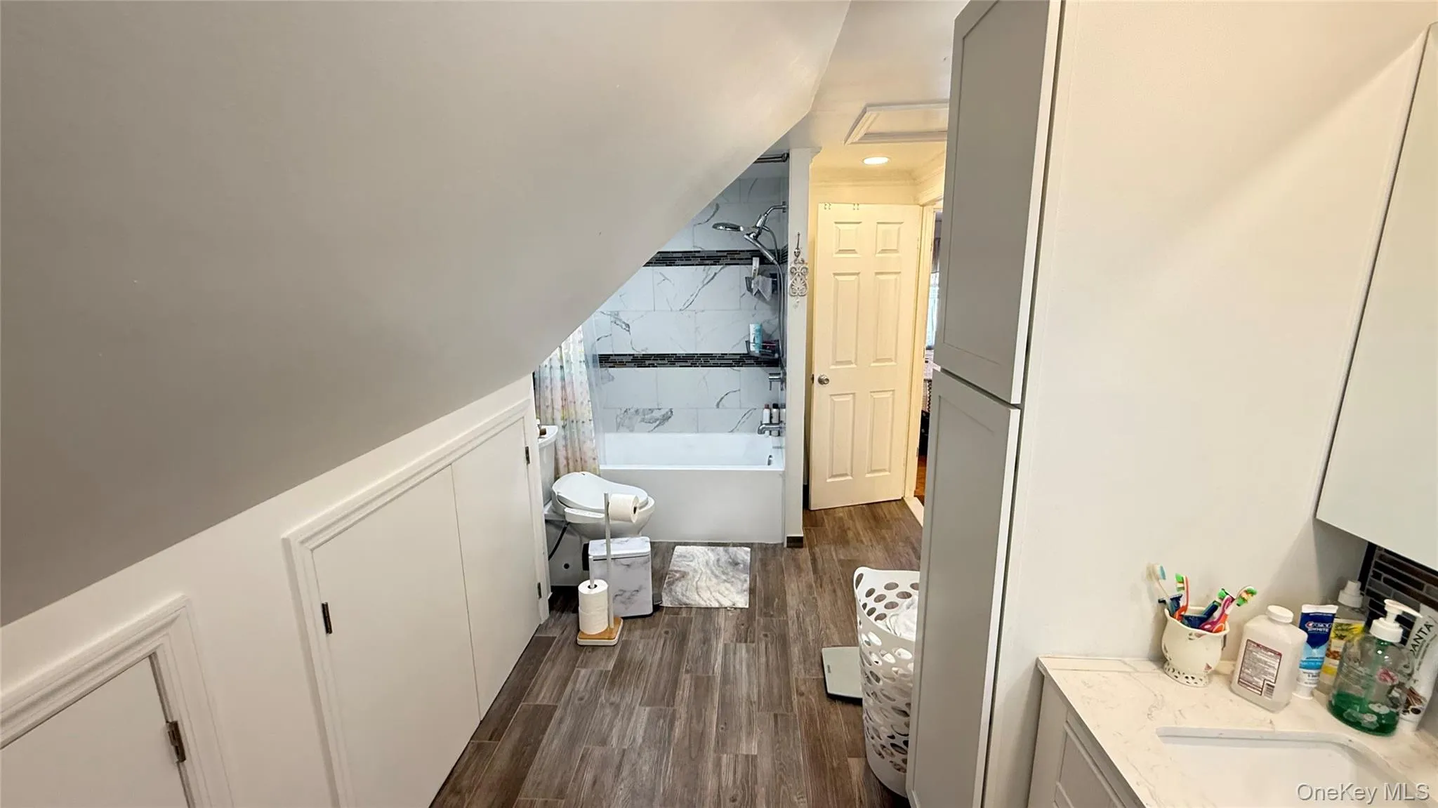 706 Partridge Avenue, Hempstead, NY, 4 Bedrooms Bedrooms, 7 Rooms Rooms,3 BathroomsBathrooms,Residential,For Rent,Partridge,0,KEY1017950 706 Partridge Avenue, Hempstead, NY, 4 Bedrooms Bedrooms, 7 Rooms Rooms,3 BathroomsBathrooms,Residential,For Rent,Partridge,0,KEY1017950