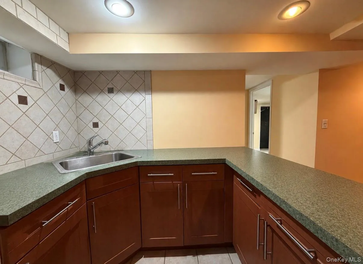 146-23 22nd Avenue, New York, NY, 3 Bedrooms Bedrooms, 7 Rooms Rooms,3 BathroomsBathrooms,Residential,For Rent,22nd,0,KEY1017951 146-23 22nd Avenue, New York, NY, 3 Bedrooms Bedrooms, 7 Rooms Rooms,3 BathroomsBathrooms,Residential,For Rent,22nd,0,KEY1017951