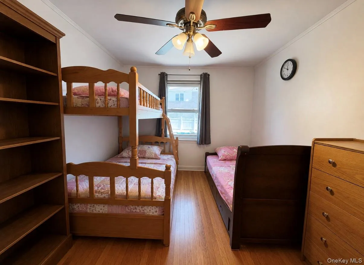 146-23 22nd Avenue, New York, NY, 3 Bedrooms Bedrooms, 7 Rooms Rooms,3 BathroomsBathrooms,Residential,For Rent,22nd,0,KEY1017951 146-23 22nd Avenue, New York, NY, 3 Bedrooms Bedrooms, 7 Rooms Rooms,3 BathroomsBathrooms,Residential,For Rent,22nd,0,KEY1017951