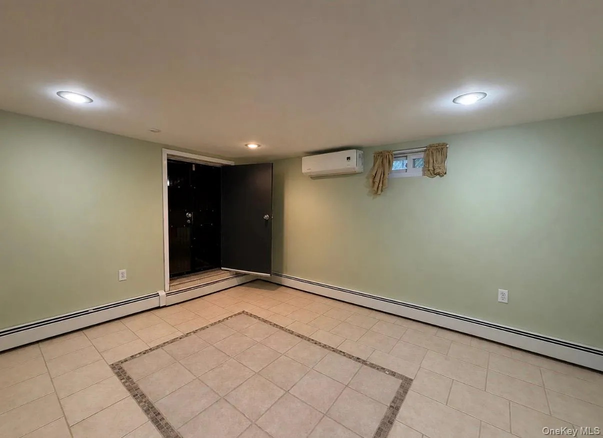 146-23 22nd Avenue, New York, NY, 3 Bedrooms Bedrooms, 7 Rooms Rooms,3 BathroomsBathrooms,Residential,For Rent,22nd,0,KEY1017951 146-23 22nd Avenue, New York, NY, 3 Bedrooms Bedrooms, 7 Rooms Rooms,3 BathroomsBathrooms,Residential,For Rent,22nd,0,KEY1017951