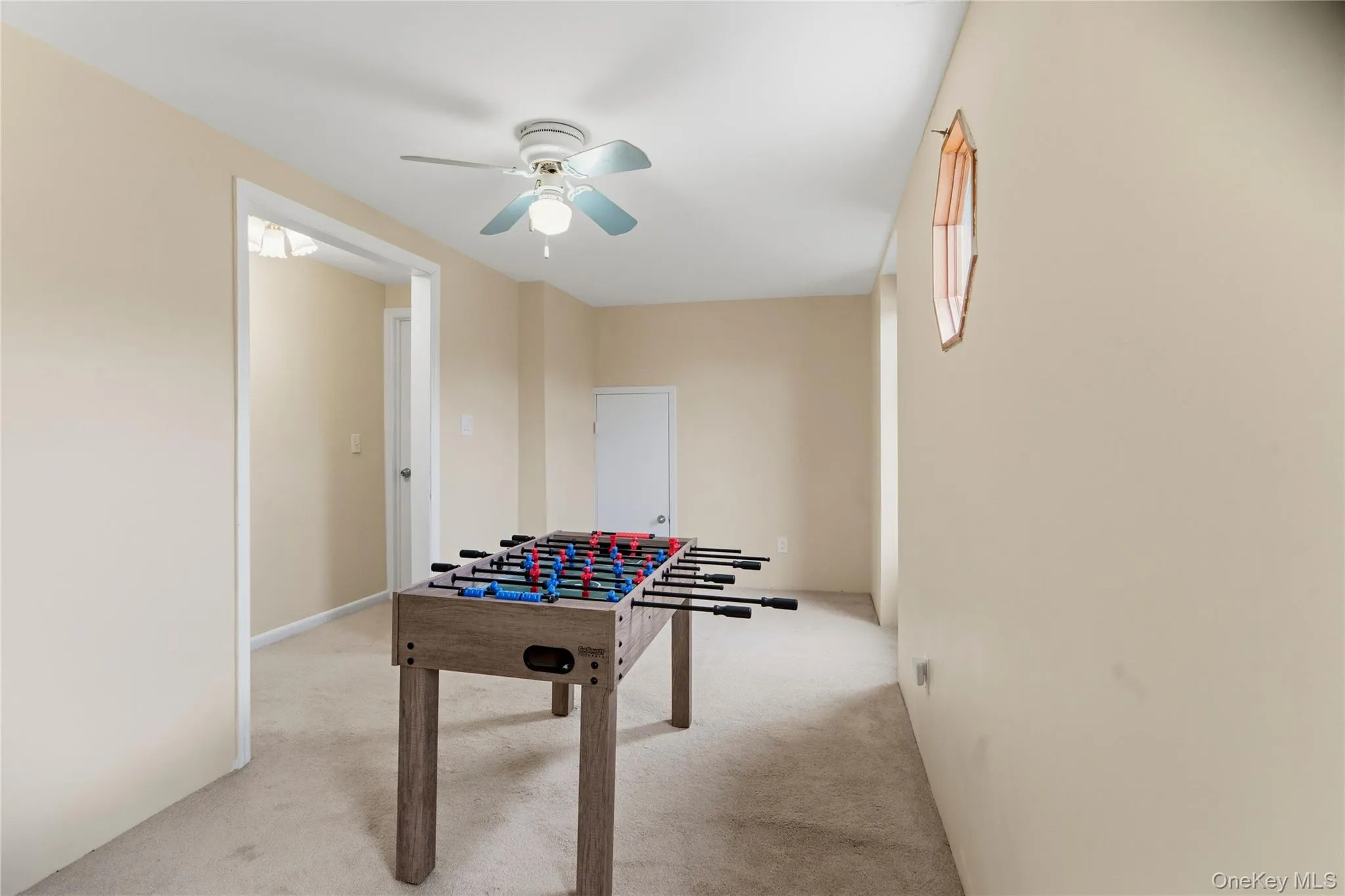 46 Falcon Drive, Smithtown, NY, 4 Bedrooms Bedrooms, 9 Rooms Rooms,2 BathroomsBathrooms,Residential,For Rent,Falcon,0,1017954 46 Falcon Drive, Smithtown, NY, 4 Bedrooms Bedrooms, 9 Rooms Rooms,2 BathroomsBathrooms,Residential,For Rent,Falcon,0,1017954
