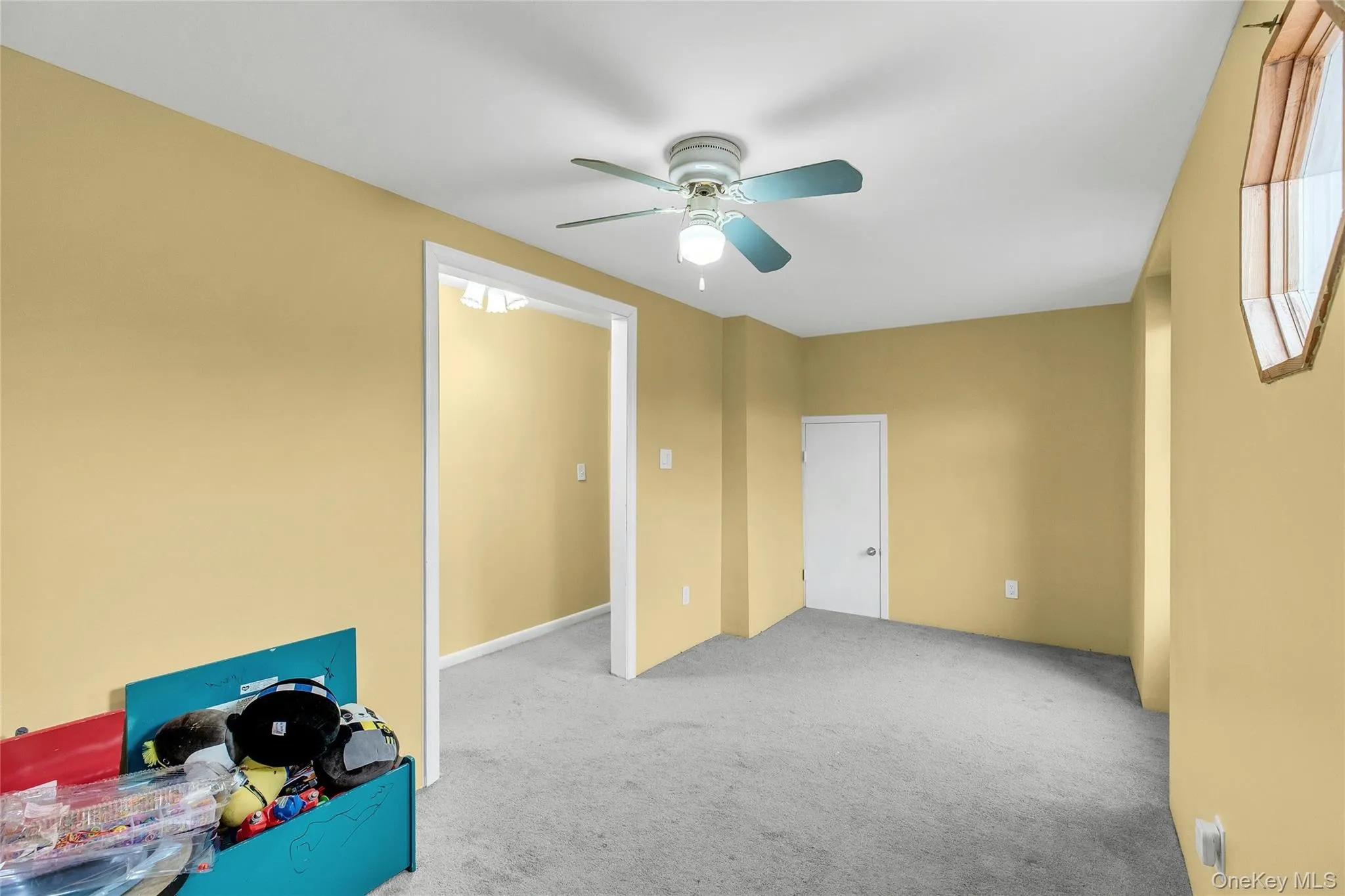 46 Falcon Drive, Smithtown, NY, 4 Bedrooms Bedrooms, 9 Rooms Rooms,2 BathroomsBathrooms,Residential,For Rent,Falcon,0,KEY1017954 46 Falcon Drive, Smithtown, NY, 4 Bedrooms Bedrooms, 9 Rooms Rooms,2 BathroomsBathrooms,Residential,For Rent,Falcon,0,KEY1017954
