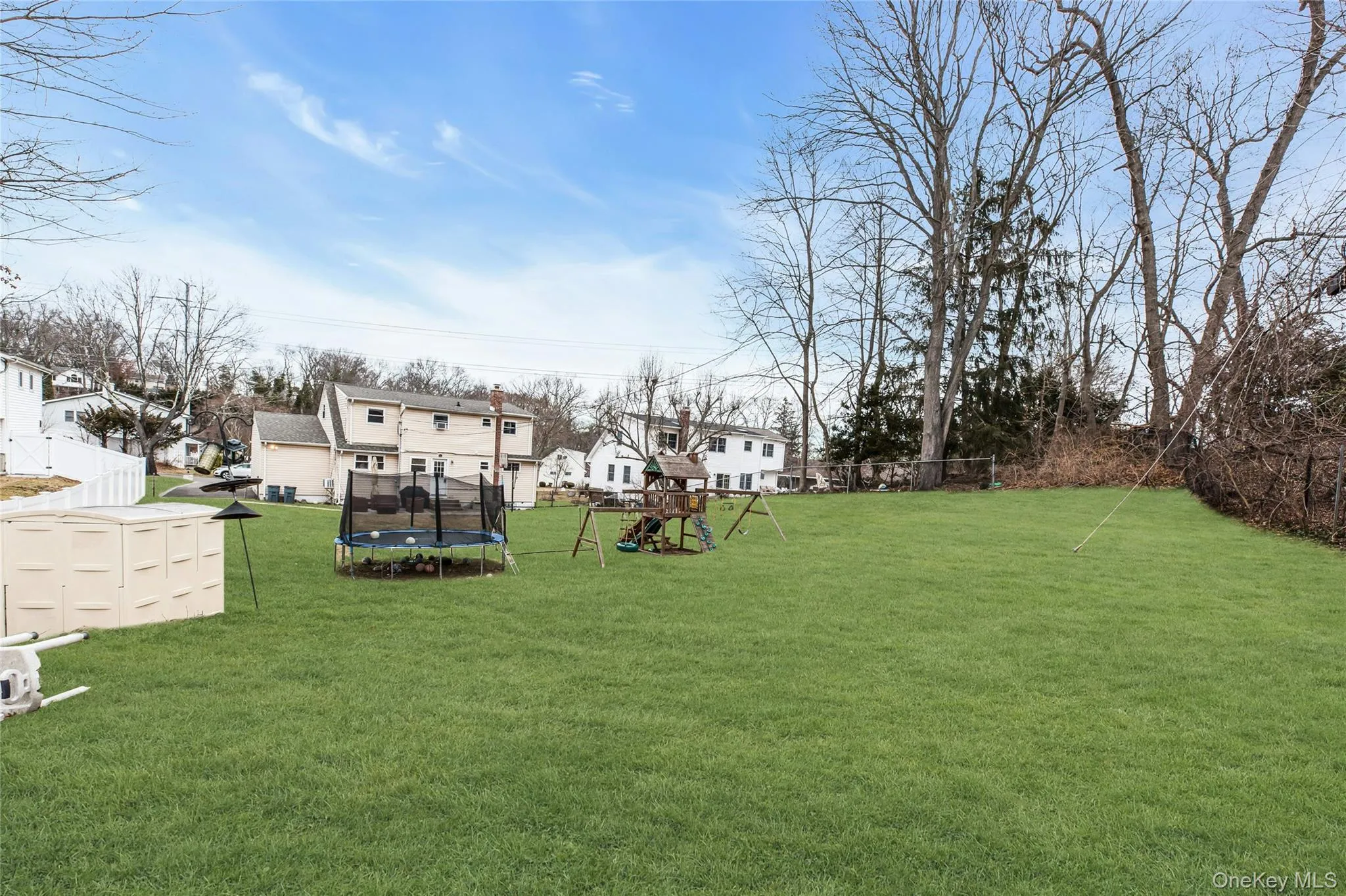 46 Falcon Drive, Smithtown, NY, 4 Bedrooms Bedrooms, 9 Rooms Rooms,2 BathroomsBathrooms,Residential,For Rent,Falcon,0,KEY1017954 46 Falcon Drive, Smithtown, NY, 4 Bedrooms Bedrooms, 9 Rooms Rooms,2 BathroomsBathrooms,Residential,For Rent,Falcon,0,KEY1017954