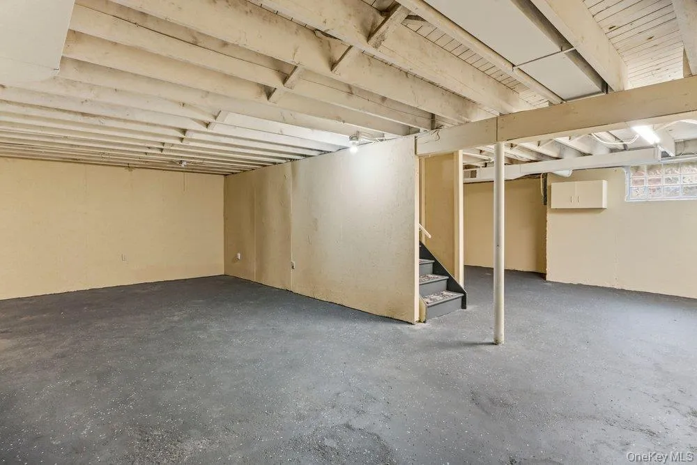 46 Falcon Drive, Smithtown, NY, 4 Bedrooms Bedrooms, 9 Rooms Rooms,2 BathroomsBathrooms,Residential,For Rent,Falcon,0,1017954 46 Falcon Drive, Smithtown, NY, 4 Bedrooms Bedrooms, 9 Rooms Rooms,2 BathroomsBathrooms,Residential,For Rent,Falcon,0,1017954