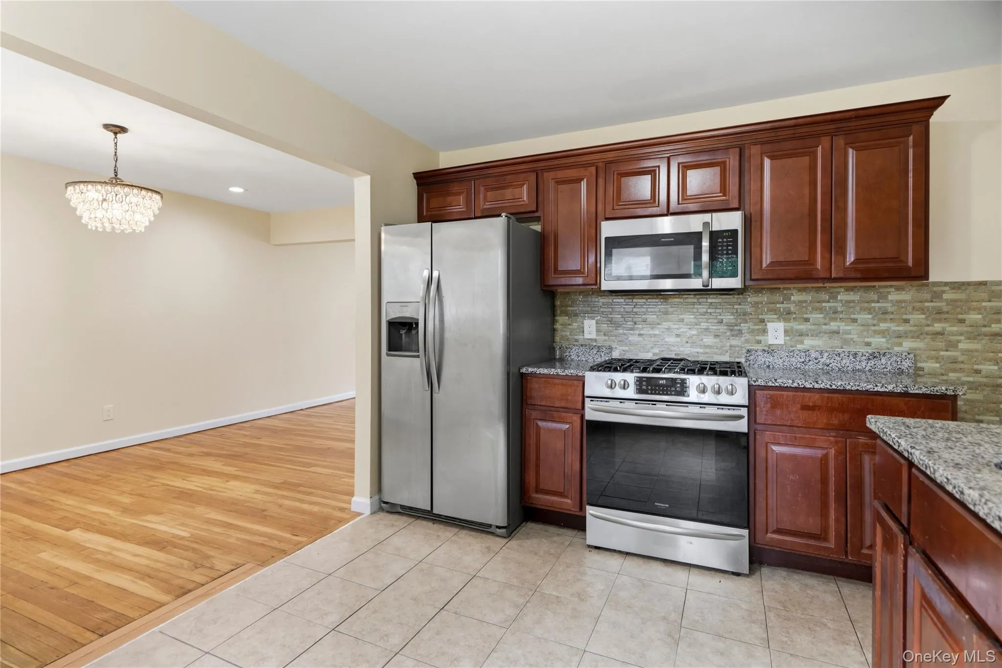 46 Falcon Drive, Smithtown, NY, 4 Bedrooms Bedrooms, 9 Rooms Rooms,2 BathroomsBathrooms,Residential,For Rent,Falcon,0,1017954 46 Falcon Drive, Smithtown, NY, 4 Bedrooms Bedrooms, 9 Rooms Rooms,2 BathroomsBathrooms,Residential,For Rent,Falcon,0,1017954