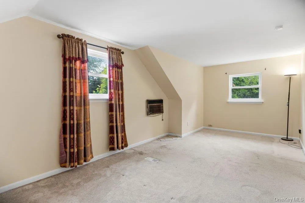 46 Falcon Drive, Smithtown, NY, 4 Bedrooms Bedrooms, 9 Rooms Rooms,2 BathroomsBathrooms,Residential,For Rent,Falcon,0,1017954 46 Falcon Drive, Smithtown, NY, 4 Bedrooms Bedrooms, 9 Rooms Rooms,2 BathroomsBathrooms,Residential,For Rent,Falcon,0,1017954