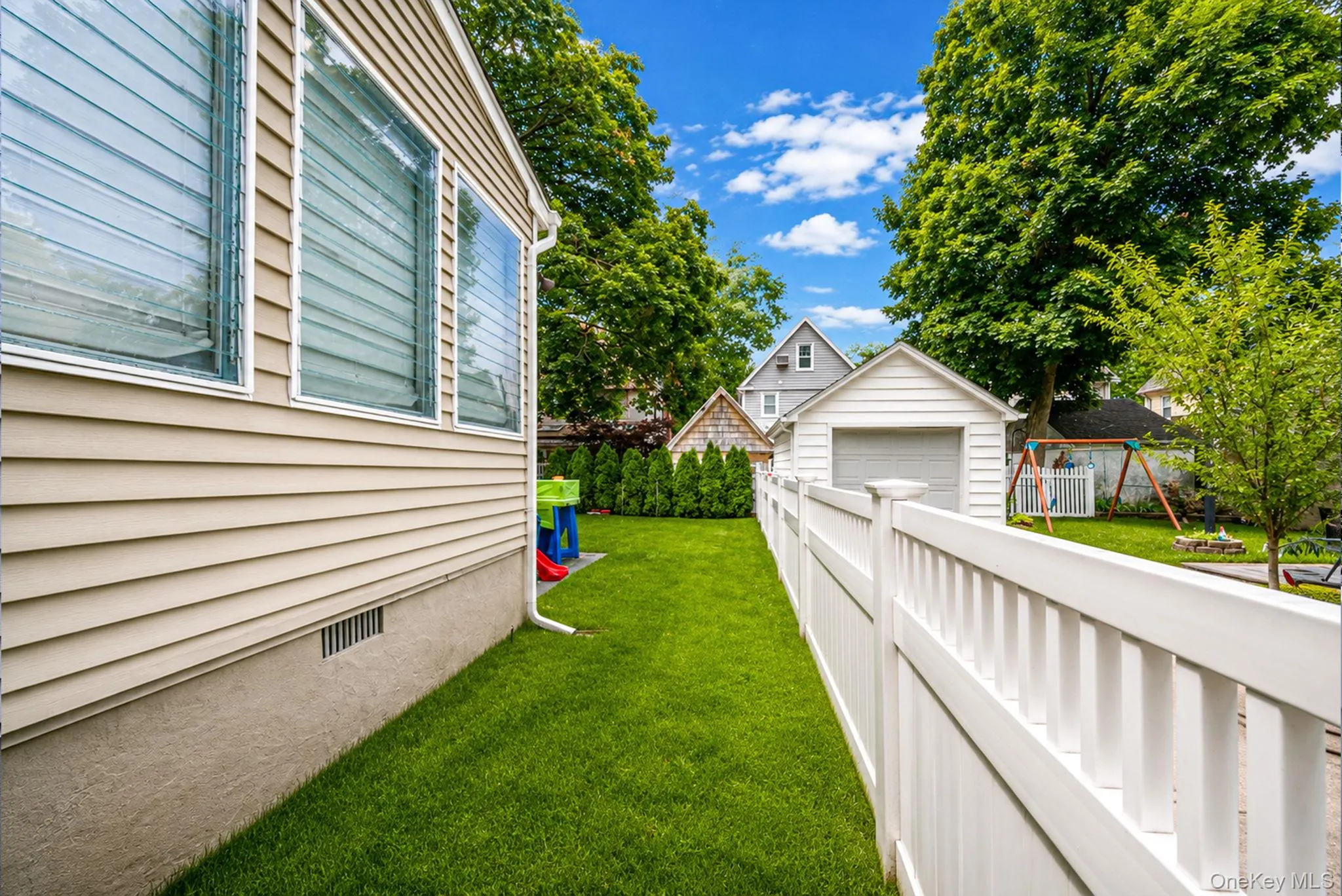 159 Iris Avenue, Hempstead, NY, 3 Bedrooms Bedrooms, 8 Rooms Rooms,2 BathroomsBathrooms,Residential,For Rent,Iris,0,1017960 159 Iris Avenue, Hempstead, NY, 3 Bedrooms Bedrooms, 8 Rooms Rooms,2 BathroomsBathrooms,Residential,For Rent,Iris,0,1017960
