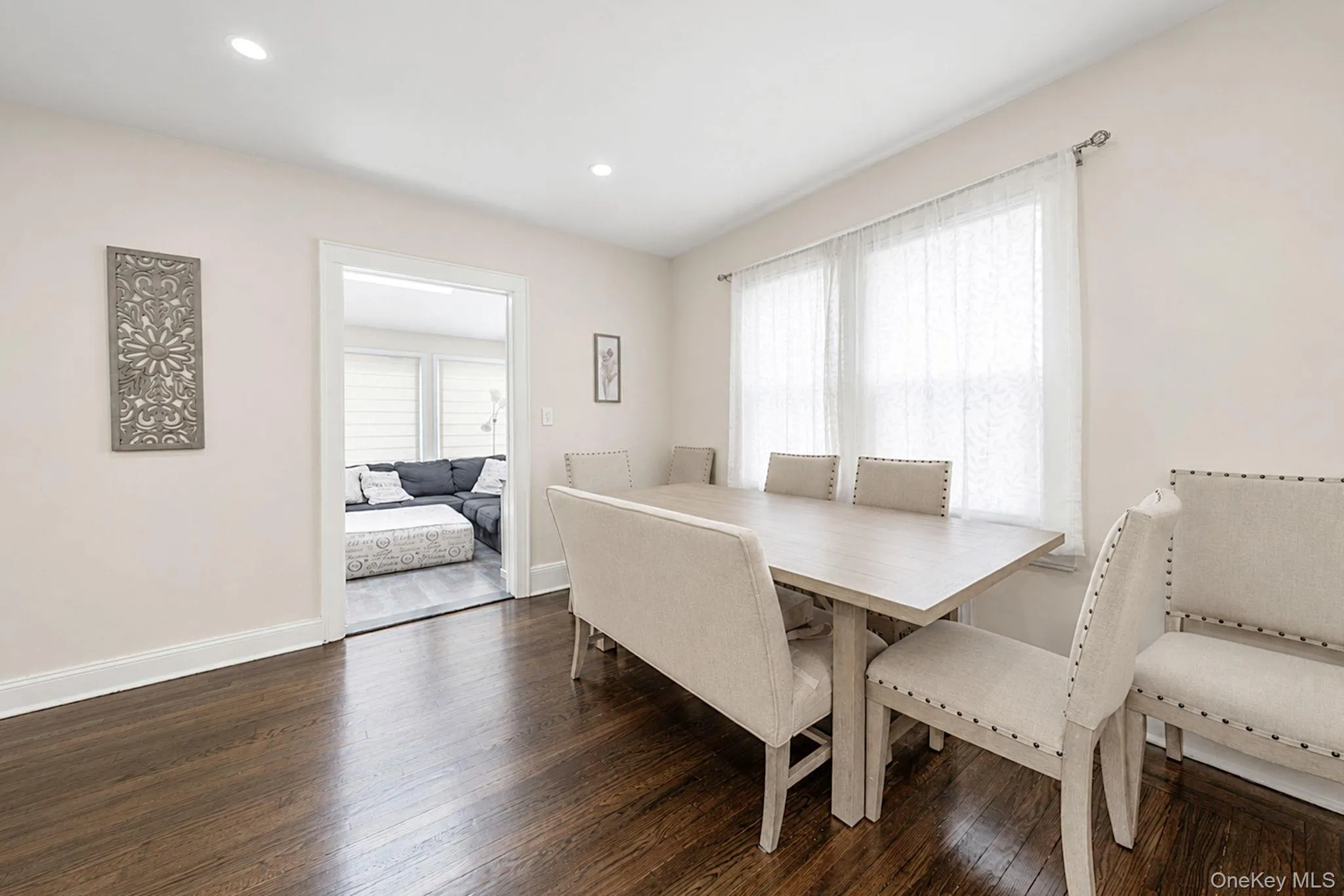159 Iris Avenue, Hempstead, NY, 3 Bedrooms Bedrooms, 8 Rooms Rooms,2 BathroomsBathrooms,Residential,For Rent,Iris,0,1017960 159 Iris Avenue, Hempstead, NY, 3 Bedrooms Bedrooms, 8 Rooms Rooms,2 BathroomsBathrooms,Residential,For Rent,Iris,0,1017960