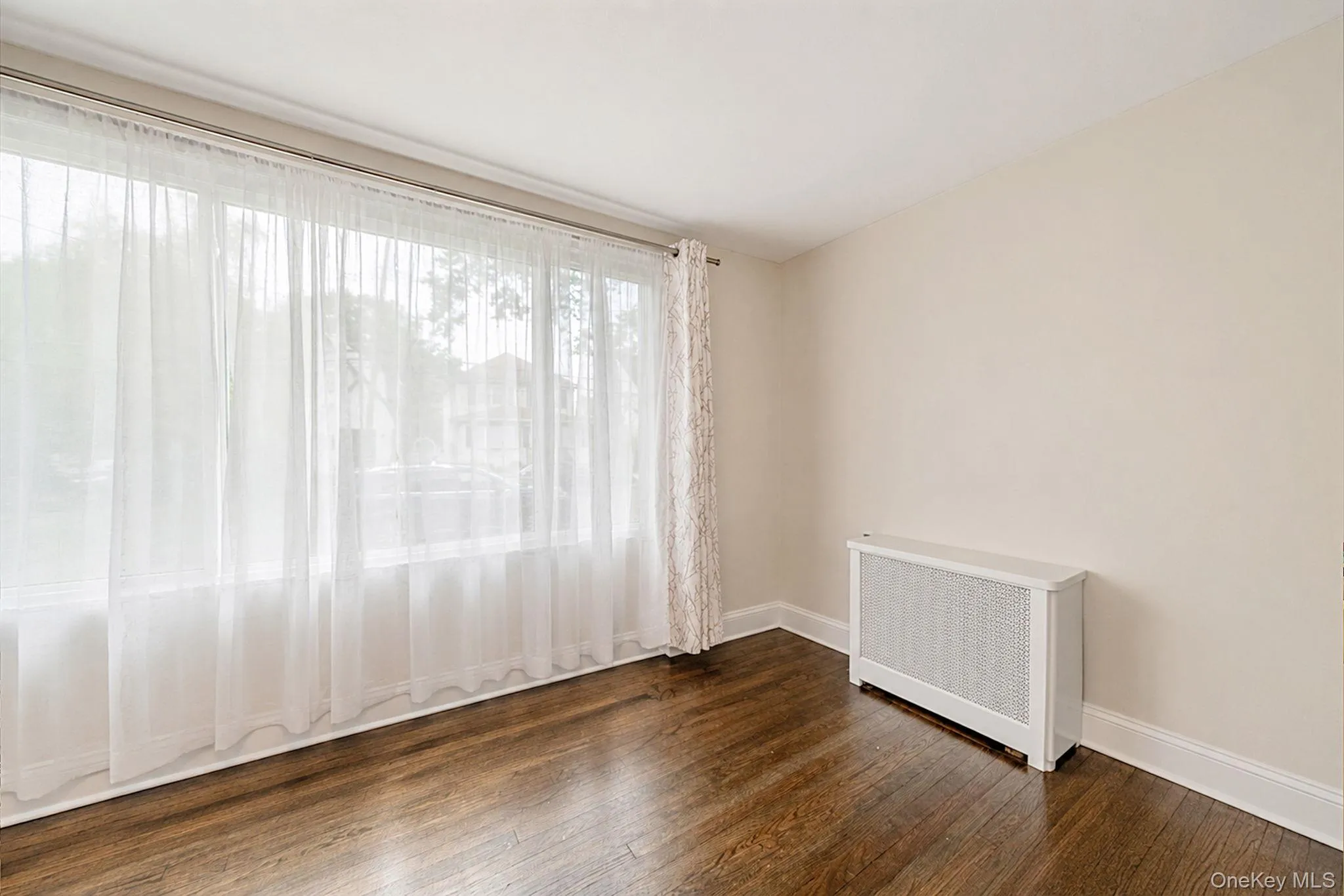 159 Iris Avenue, Hempstead, NY, 3 Bedrooms Bedrooms, 8 Rooms Rooms,2 BathroomsBathrooms,Residential,For Rent,Iris,0,1017960 159 Iris Avenue, Hempstead, NY, 3 Bedrooms Bedrooms, 8 Rooms Rooms,2 BathroomsBathrooms,Residential,For Rent,Iris,0,1017960