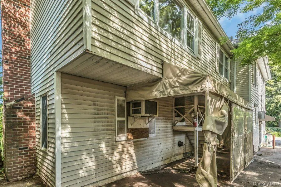 51 Cross Street, Glen Cove, NY, 4 Bedrooms Bedrooms, 12 Rooms Rooms,2 BathroomsBathrooms,Residential,For Rent,Cross,0,1017962 51 Cross Street, Glen Cove, NY, 4 Bedrooms Bedrooms, 12 Rooms Rooms,2 BathroomsBathrooms,Residential,For Rent,Cross,0,1017962
