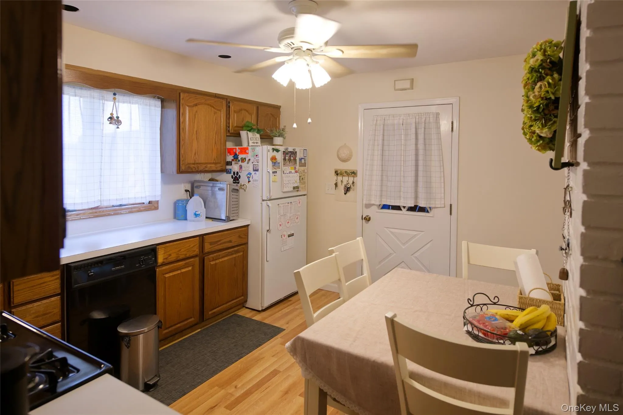 245 Sprucewood Drive, Hempstead, NY, 4 Bedrooms Bedrooms, 6 Rooms Rooms,1 BathroomBathrooms,Residential,For Rent,Sprucewood,0,1017963 245 Sprucewood Drive, Hempstead, NY, 4 Bedrooms Bedrooms, 6 Rooms Rooms,1 BathroomBathrooms,Residential,For Rent,Sprucewood,0,1017963