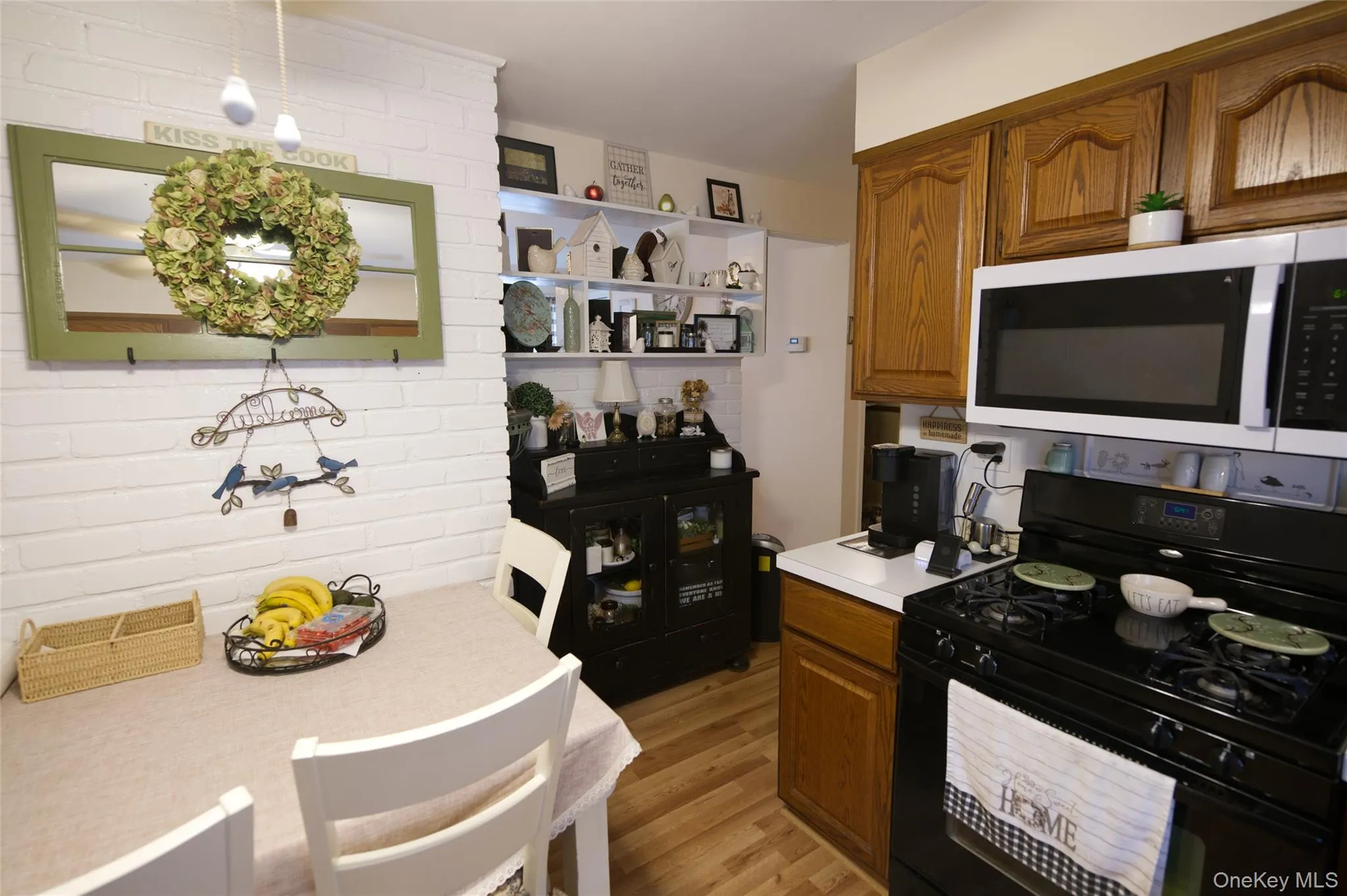 245 Sprucewood Drive, Hempstead, NY, 4 Bedrooms Bedrooms, 6 Rooms Rooms,1 BathroomBathrooms,Residential,For Rent,Sprucewood,0,1017963 245 Sprucewood Drive, Hempstead, NY, 4 Bedrooms Bedrooms, 6 Rooms Rooms,1 BathroomBathrooms,Residential,For Rent,Sprucewood,0,1017963