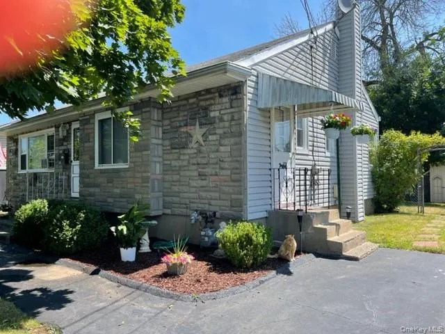 8 Rochelle Court, Stony Point, NY, 3 Bedrooms Bedrooms, 7 Rooms Rooms,2 BathroomsBathrooms,Residential,For Rent,Rochelle,0,1017966 8 Rochelle Court, Stony Point, NY, 3 Bedrooms Bedrooms, 7 Rooms Rooms,2 BathroomsBathrooms,Residential,For Rent,Rochelle,0,1017966