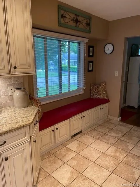 8 Rochelle Court, Stony Point, NY, 3 Bedrooms Bedrooms, 7 Rooms Rooms,2 BathroomsBathrooms,Residential,For Rent,Rochelle,0,1017966 8 Rochelle Court, Stony Point, NY, 3 Bedrooms Bedrooms, 7 Rooms Rooms,2 BathroomsBathrooms,Residential,For Rent,Rochelle,0,1017966