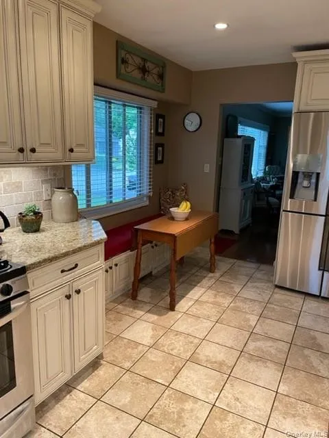 8 Rochelle Court, Stony Point, NY, 3 Bedrooms Bedrooms, 7 Rooms Rooms,2 BathroomsBathrooms,Residential,For Rent,Rochelle,0,1017966 8 Rochelle Court, Stony Point, NY, 3 Bedrooms Bedrooms, 7 Rooms Rooms,2 BathroomsBathrooms,Residential,For Rent,Rochelle,0,1017966
