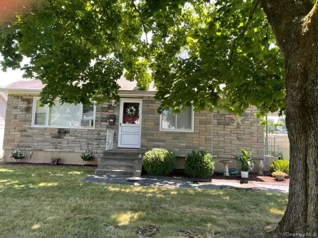 8 Rochelle Court, Stony Point, NY, 3 Bedrooms Bedrooms, 7 Rooms Rooms,2 BathroomsBathrooms,Residential,For Rent,Rochelle,0,1017966 8 Rochelle Court, Stony Point, NY, 3 Bedrooms Bedrooms, 7 Rooms Rooms,2 BathroomsBathrooms,Residential,For Rent,Rochelle,0,1017966