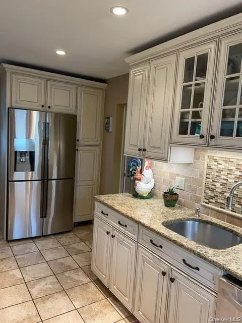 8 Rochelle Court, Stony Point, NY, 3 Bedrooms Bedrooms, 7 Rooms Rooms,2 BathroomsBathrooms,Residential,For Rent,Rochelle,0,1017966 8 Rochelle Court, Stony Point, NY, 3 Bedrooms Bedrooms, 7 Rooms Rooms,2 BathroomsBathrooms,Residential,For Rent,Rochelle,0,1017966