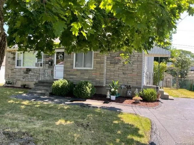 8 Rochelle Court, Stony Point, NY, 3 Bedrooms Bedrooms, 7 Rooms Rooms,2 BathroomsBathrooms,Residential,For Rent,Rochelle,0,1017966 8 Rochelle Court, Stony Point, NY, 3 Bedrooms Bedrooms, 7 Rooms Rooms,2 BathroomsBathrooms,Residential,For Rent,Rochelle,0,1017966