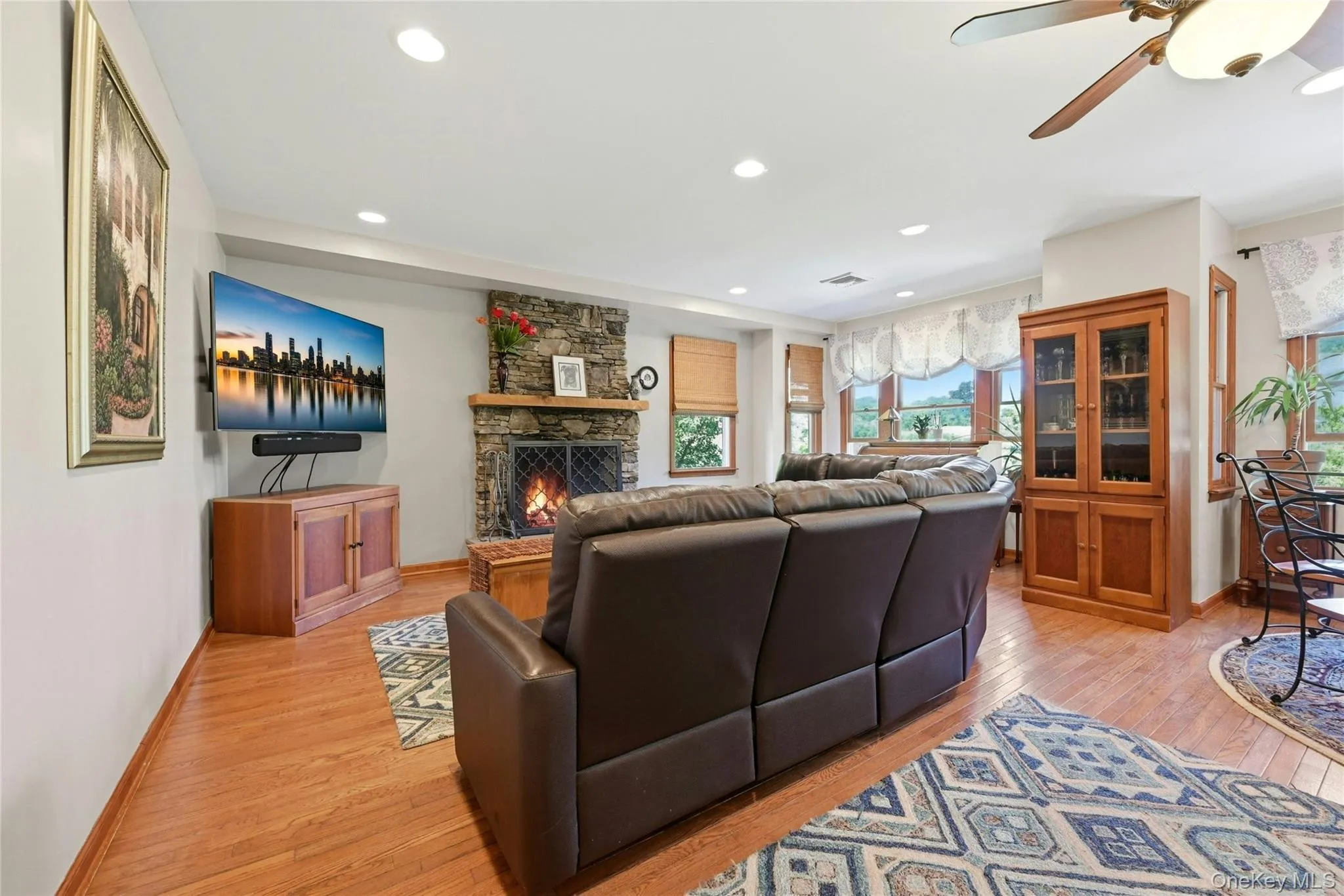 29 Vail Street, Huntington, NY, 4 Bedrooms Bedrooms, 10 Rooms Rooms,3 BathroomsBathrooms,Residential,For Rent,Vail,0,KEY1017967 29 Vail Street, Huntington, NY, 4 Bedrooms Bedrooms, 10 Rooms Rooms,3 BathroomsBathrooms,Residential,For Rent,Vail,0,KEY1017967