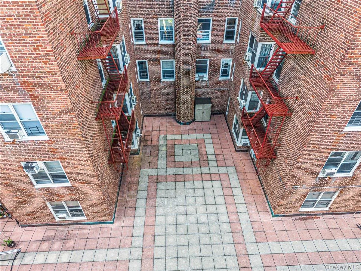 8333 Austin Street, New York, NY, 2 Bedrooms Bedrooms, 6 Rooms Rooms,1 BathroomBathrooms,Residential,For Rent,Austin,0,1017972 8333 Austin Street, New York, NY, 2 Bedrooms Bedrooms, 6 Rooms Rooms,1 BathroomBathrooms,Residential,For Rent,Austin,0,1017972