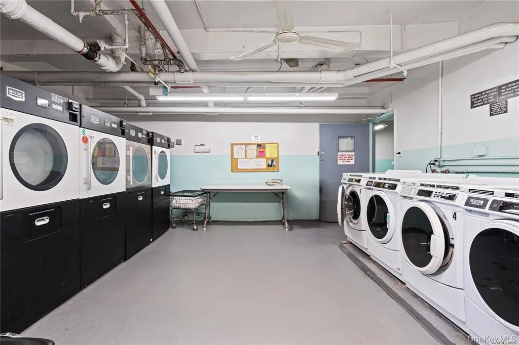 8333 Austin Street, New York, NY, 2 Bedrooms Bedrooms, 6 Rooms Rooms,1 BathroomBathrooms,Residential,For Rent,Austin,0,1017972 8333 Austin Street, New York, NY, 2 Bedrooms Bedrooms, 6 Rooms Rooms,1 BathroomBathrooms,Residential,For Rent,Austin,0,1017972