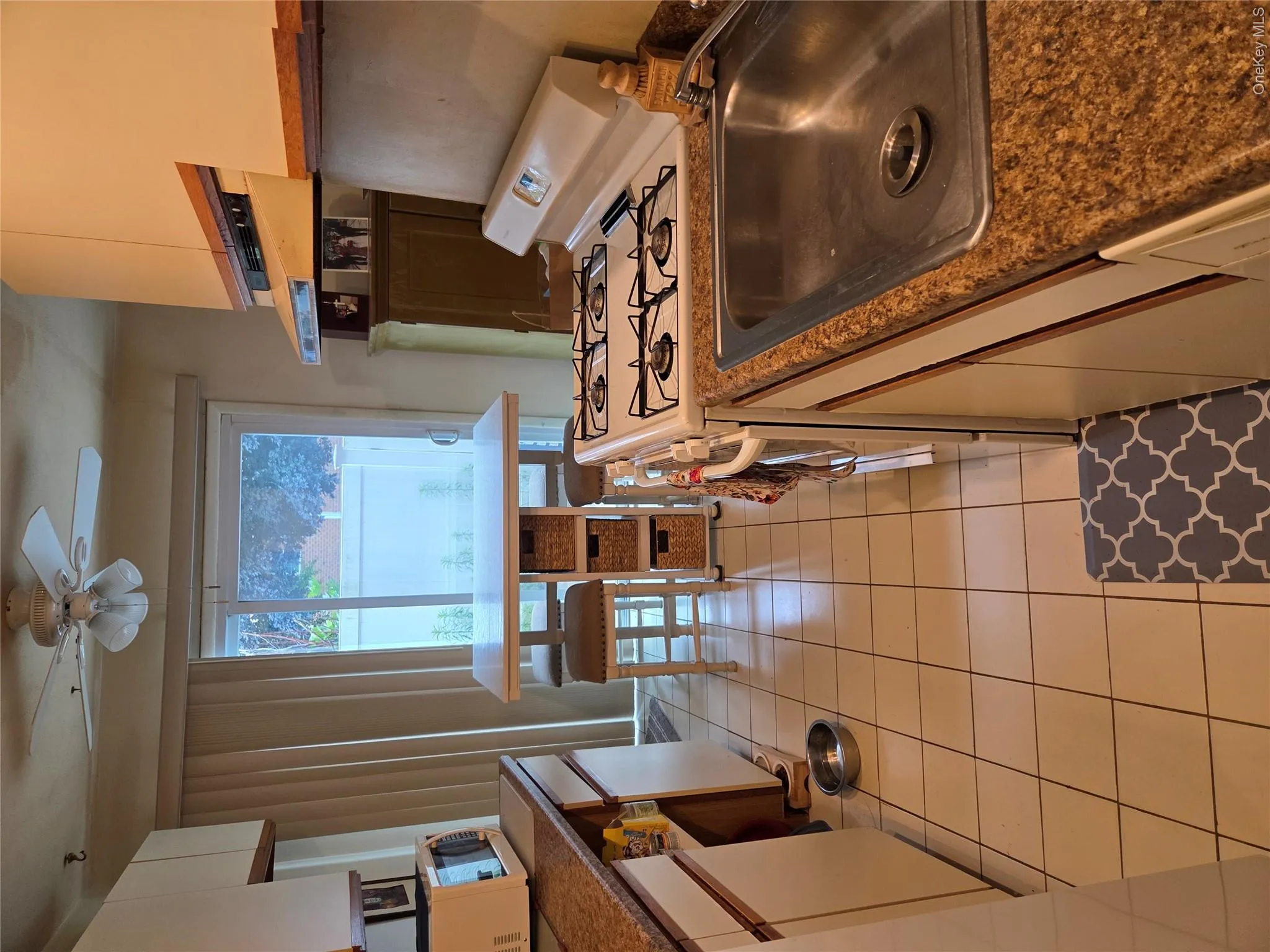 460 Old Town Road, Brookhaven, NY, 1 Bedroom Bedrooms, 4 Rooms Rooms,1 BathroomBathrooms,Residential,For Rent,Old Town Road,0,1017973 460 Old Town Road, Brookhaven, NY, 1 Bedroom Bedrooms, 4 Rooms Rooms,1 BathroomBathrooms,Residential,For Rent,Old Town Road,0,1017973