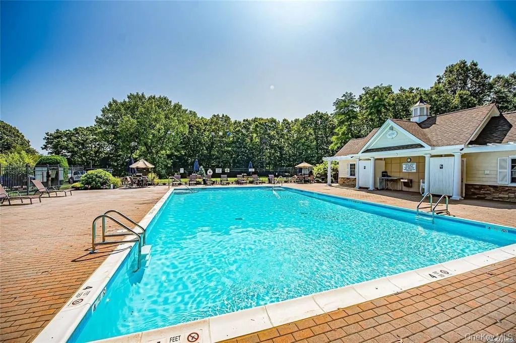 460 Old Town Road, Brookhaven, NY, 1 Bedroom Bedrooms, 4 Rooms Rooms,1 BathroomBathrooms,Residential,For Rent,Old Town Road,0,1017973 460 Old Town Road, Brookhaven, NY, 1 Bedroom Bedrooms, 4 Rooms Rooms,1 BathroomBathrooms,Residential,For Rent,Old Town Road,0,1017973