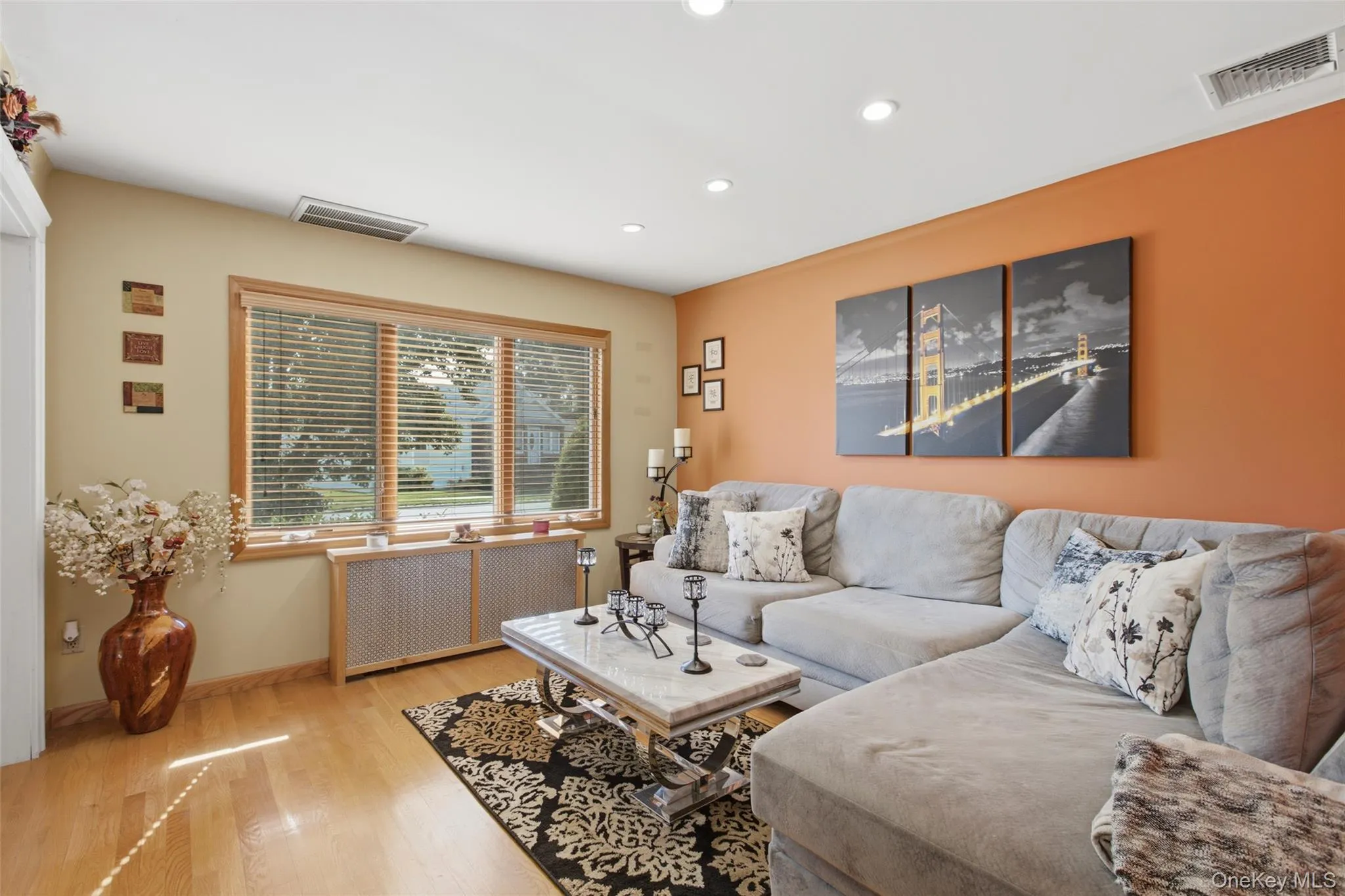 194 Willis Avenue, Hempstead, NY, 3 Bedrooms Bedrooms, 5 Rooms Rooms,2 BathroomsBathrooms,Residential,For Rent,Willis,0,1017974 194 Willis Avenue, Hempstead, NY, 3 Bedrooms Bedrooms, 5 Rooms Rooms,2 BathroomsBathrooms,Residential,For Rent,Willis,0,1017974