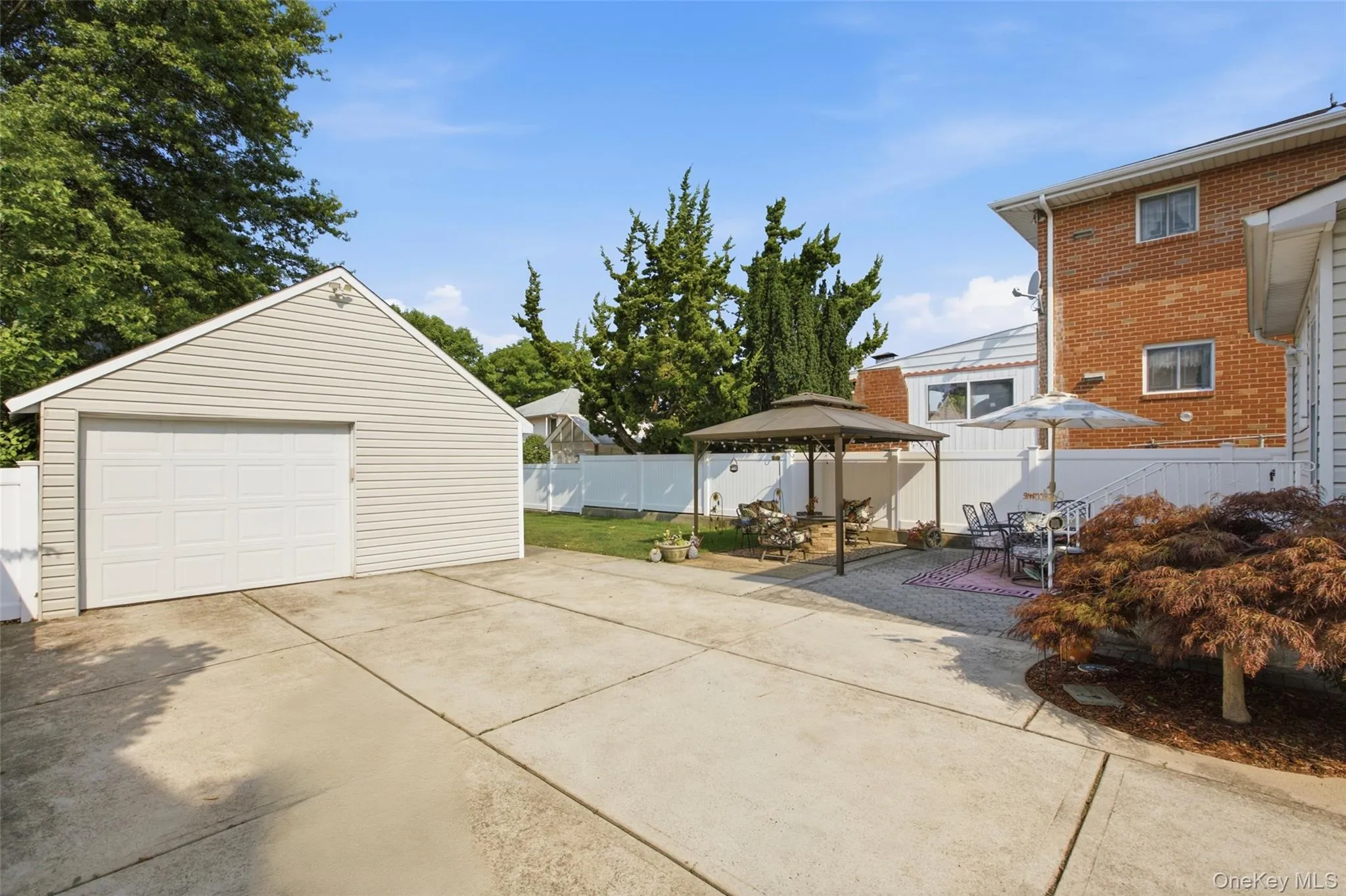 194 Willis Avenue, Hempstead, NY, 3 Bedrooms Bedrooms, 5 Rooms Rooms,2 BathroomsBathrooms,Residential,For Rent,Willis,0,1017974 194 Willis Avenue, Hempstead, NY, 3 Bedrooms Bedrooms, 5 Rooms Rooms,2 BathroomsBathrooms,Residential,For Rent,Willis,0,1017974
