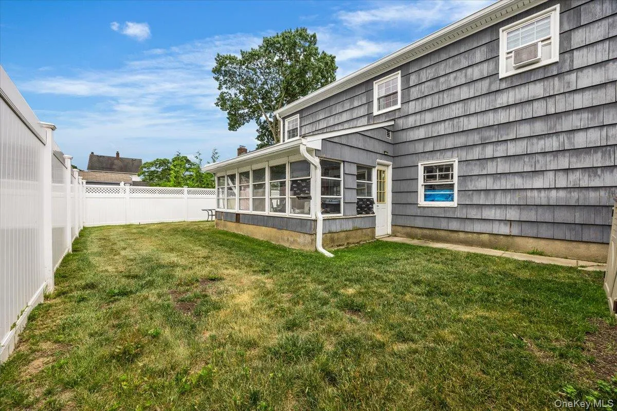 38 Driscoll Avenue, Hempstead, NY, 3 Bedrooms Bedrooms, 7 Rooms Rooms,2 BathroomsBathrooms,Residential,For Rent,Driscoll,0,KEY1017977 38 Driscoll Avenue, Hempstead, NY, 3 Bedrooms Bedrooms, 7 Rooms Rooms,2 BathroomsBathrooms,Residential,For Rent,Driscoll,0,KEY1017977