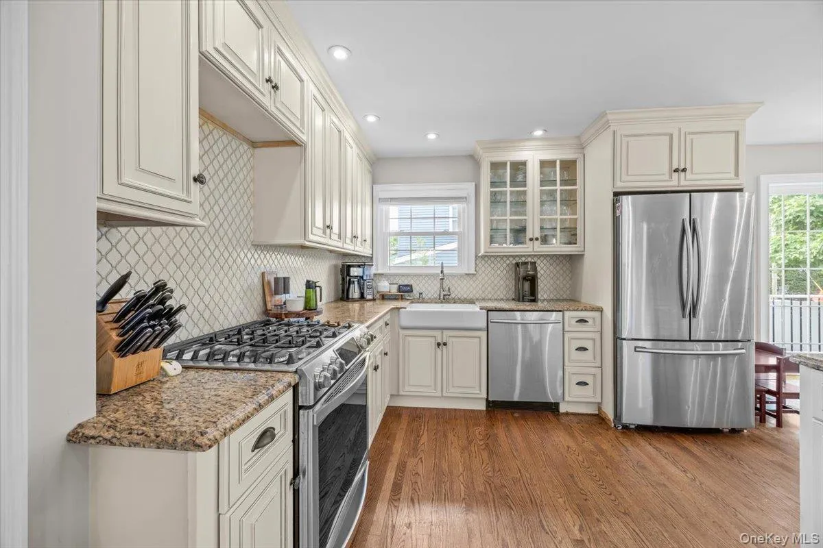 38 Driscoll Avenue, Hempstead, NY, 3 Bedrooms Bedrooms, 7 Rooms Rooms,2 BathroomsBathrooms,Residential,For Rent,Driscoll,0,KEY1017977 38 Driscoll Avenue, Hempstead, NY, 3 Bedrooms Bedrooms, 7 Rooms Rooms,2 BathroomsBathrooms,Residential,For Rent,Driscoll,0,KEY1017977
