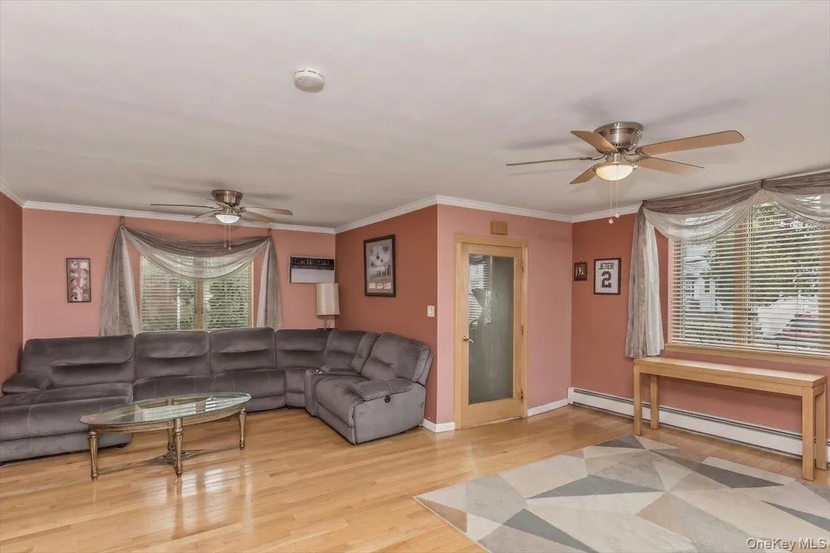 3158 Rawlins Avenue, New York, NY, 5 Bedrooms Bedrooms, 10 Rooms Rooms,3 BathroomsBathrooms,Residential,For Rent,Rawlins,0,1017978 3158 Rawlins Avenue, New York, NY, 5 Bedrooms Bedrooms, 10 Rooms Rooms,3 BathroomsBathrooms,Residential,For Rent,Rawlins,0,1017978