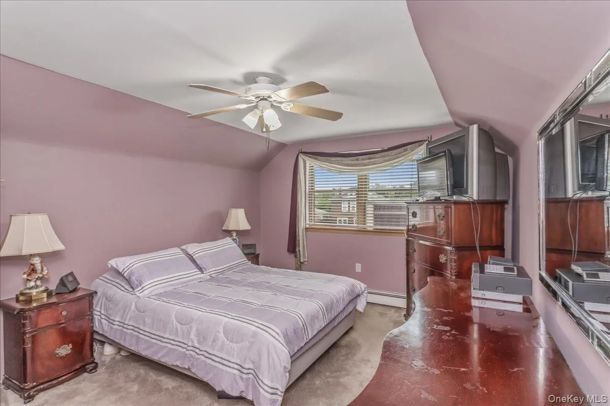 3158 Rawlins Avenue, New York, NY, 5 Bedrooms Bedrooms, 10 Rooms Rooms,3 BathroomsBathrooms,Residential,For Rent,Rawlins,0,1017978 3158 Rawlins Avenue, New York, NY, 5 Bedrooms Bedrooms, 10 Rooms Rooms,3 BathroomsBathrooms,Residential,For Rent,Rawlins,0,1017978