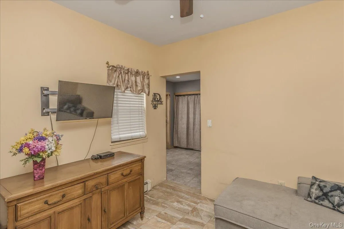 3158 Rawlins Avenue, New York, NY, 5 Bedrooms Bedrooms, 10 Rooms Rooms,3 BathroomsBathrooms,Residential,For Rent,Rawlins,0,1017978 3158 Rawlins Avenue, New York, NY, 5 Bedrooms Bedrooms, 10 Rooms Rooms,3 BathroomsBathrooms,Residential,For Rent,Rawlins,0,1017978