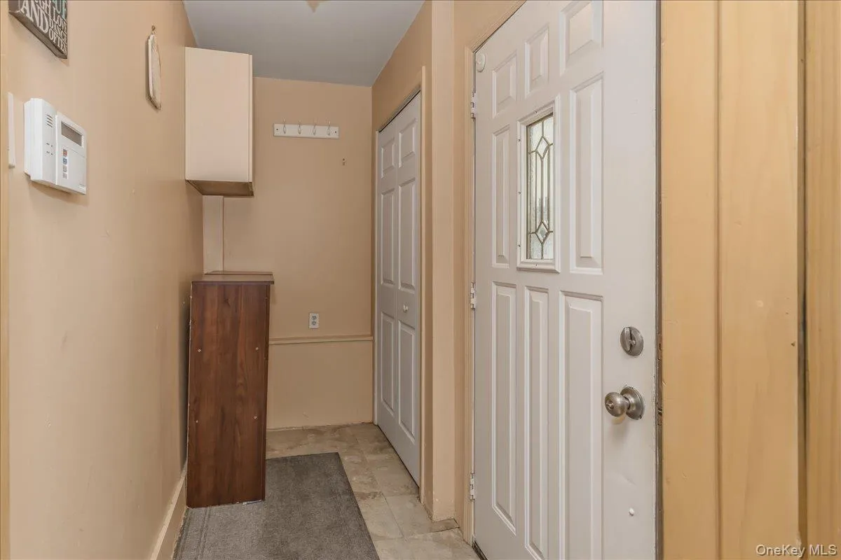 3158 Rawlins Avenue, New York, NY, 5 Bedrooms Bedrooms, 10 Rooms Rooms,3 BathroomsBathrooms,Residential,For Rent,Rawlins,0,1017978 3158 Rawlins Avenue, New York, NY, 5 Bedrooms Bedrooms, 10 Rooms Rooms,3 BathroomsBathrooms,Residential,For Rent,Rawlins,0,1017978