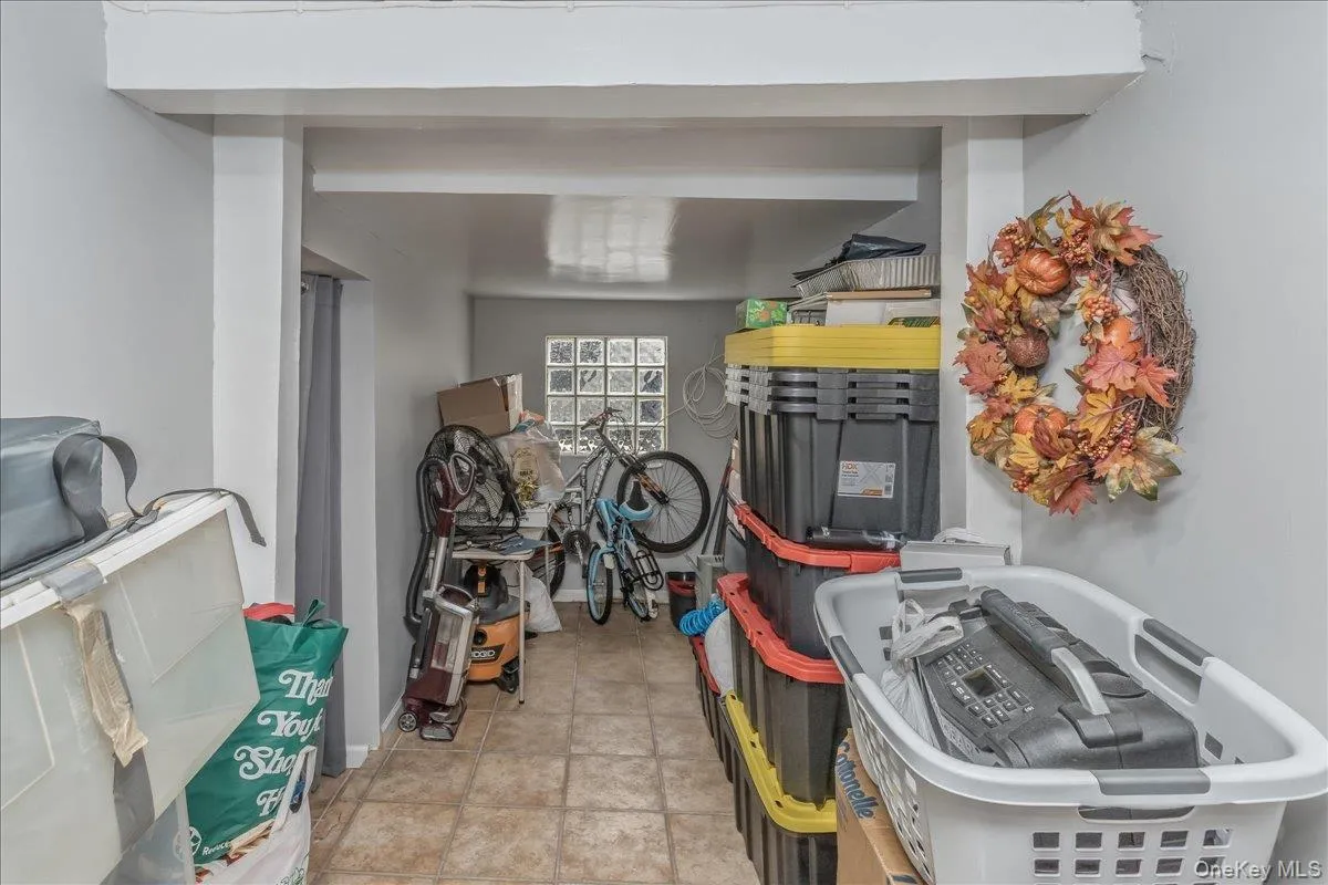 3158 Rawlins Avenue, New York, NY, 5 Bedrooms Bedrooms, 10 Rooms Rooms,3 BathroomsBathrooms,Residential,For Rent,Rawlins,0,1017978 3158 Rawlins Avenue, New York, NY, 5 Bedrooms Bedrooms, 10 Rooms Rooms,3 BathroomsBathrooms,Residential,For Rent,Rawlins,0,1017978