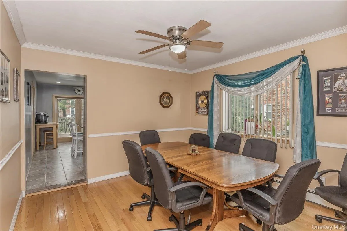 3158 Rawlins Avenue, New York, NY, 5 Bedrooms Bedrooms, 10 Rooms Rooms,3 BathroomsBathrooms,Residential,For Rent,Rawlins,0,1017978 3158 Rawlins Avenue, New York, NY, 5 Bedrooms Bedrooms, 10 Rooms Rooms,3 BathroomsBathrooms,Residential,For Rent,Rawlins,0,1017978
